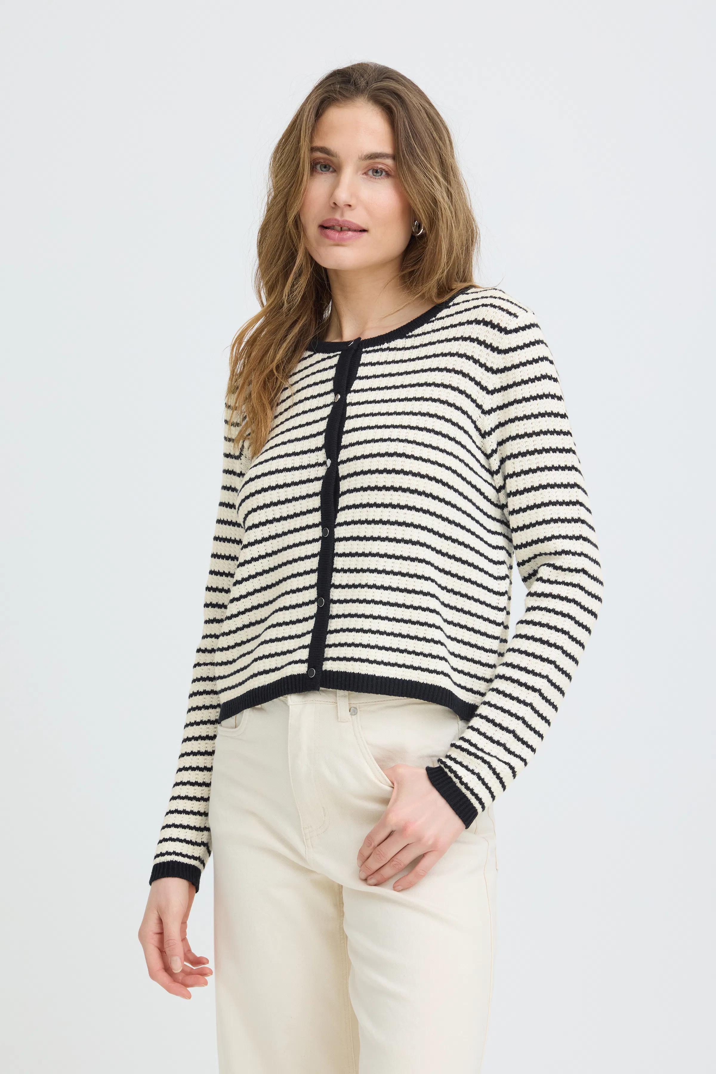 PZCENTA Cardigan LOOKBOOK FRONT 50210495-114201