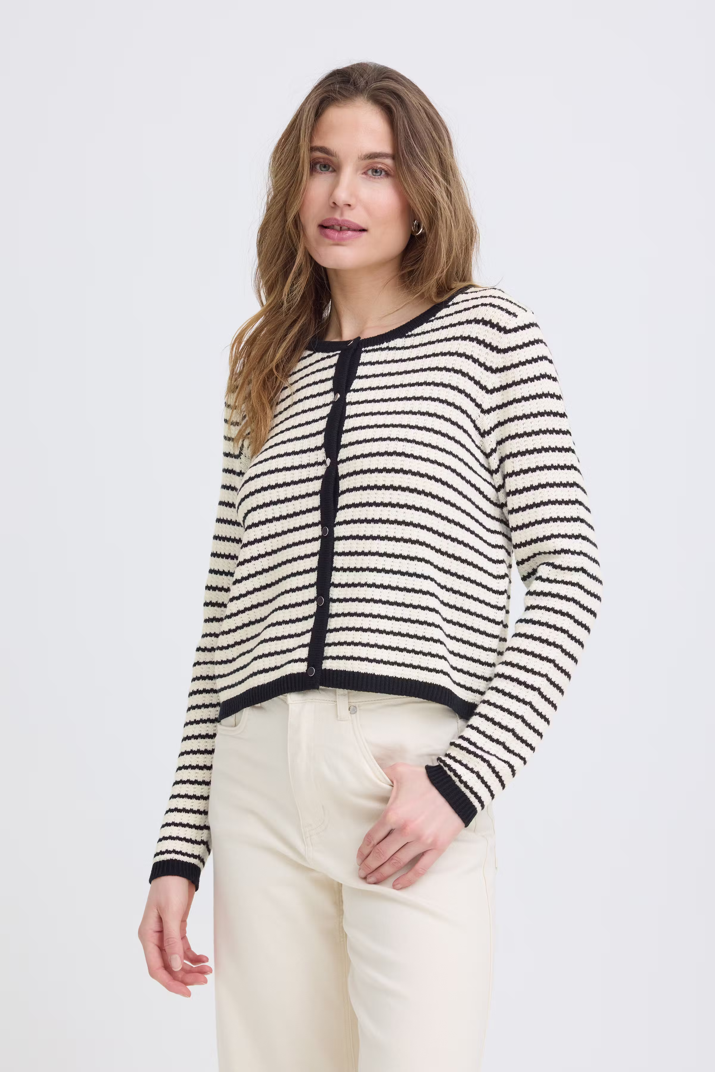 PZCENTA Cardigan LOOKBOOK FRONT 50210495-114201