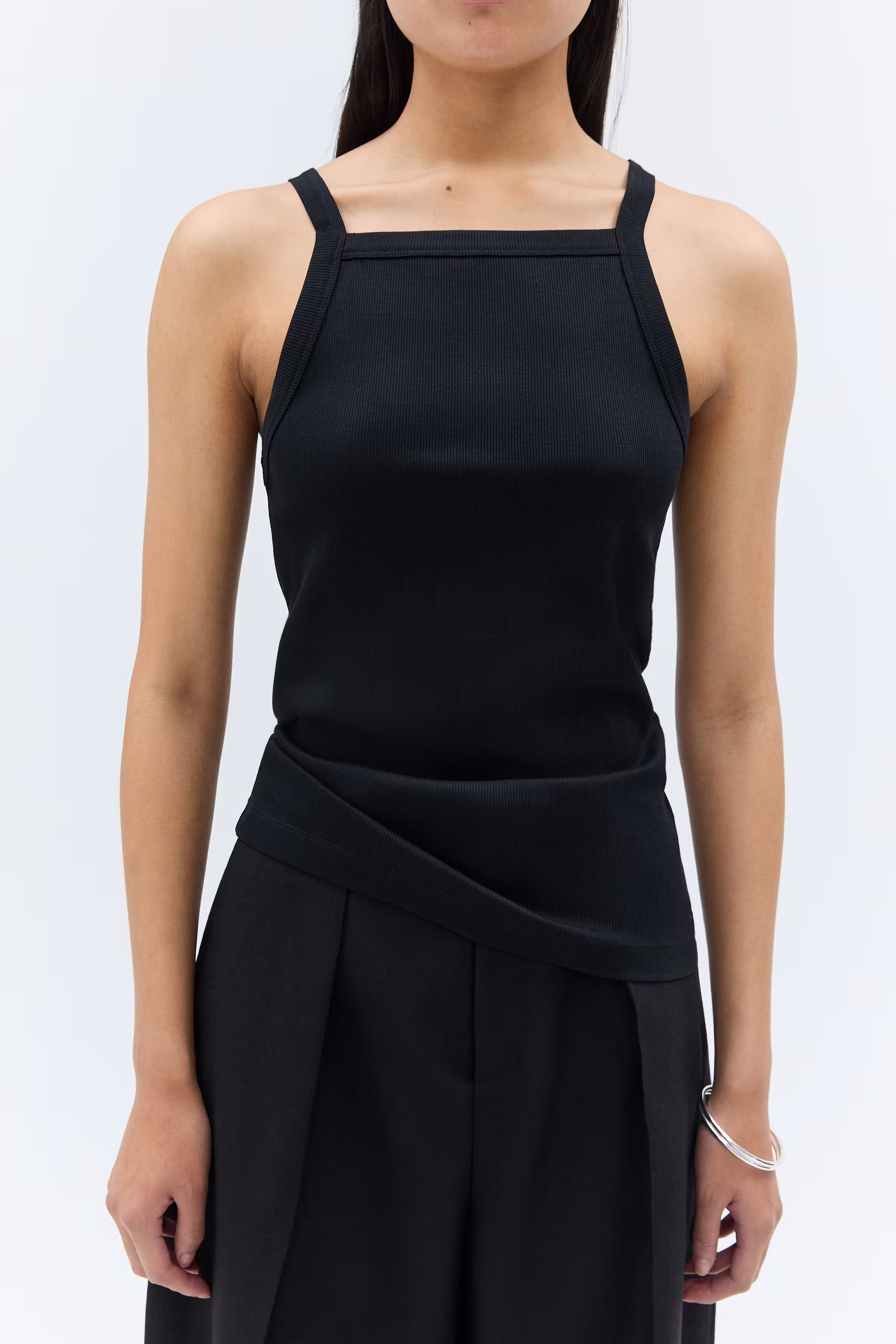 IOKLARA TOP LOOKBOOK FRONT 30600548-BK999