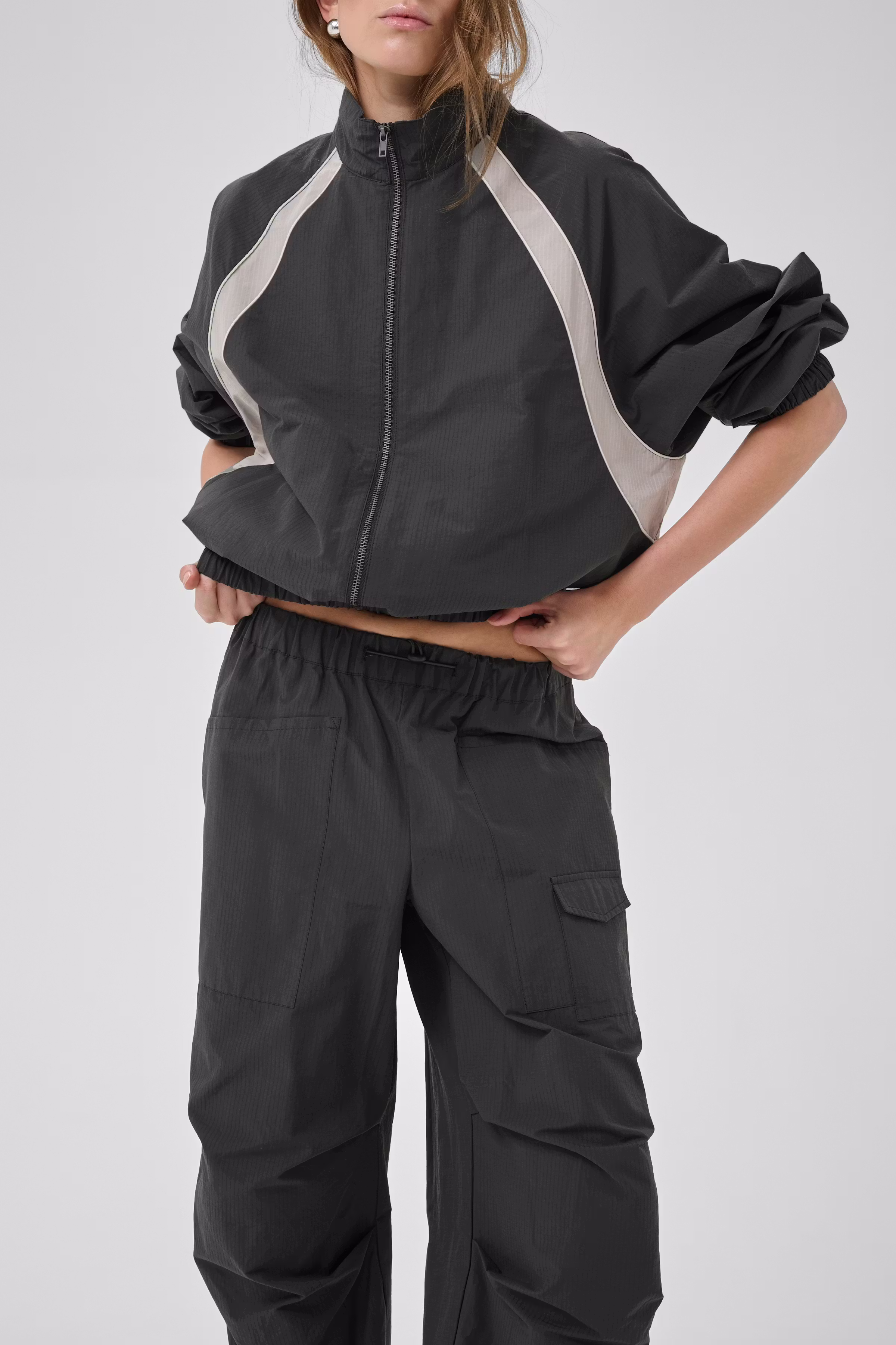 MWTasma Track Pant LOOKBOOK DETAIL 10705525-193906