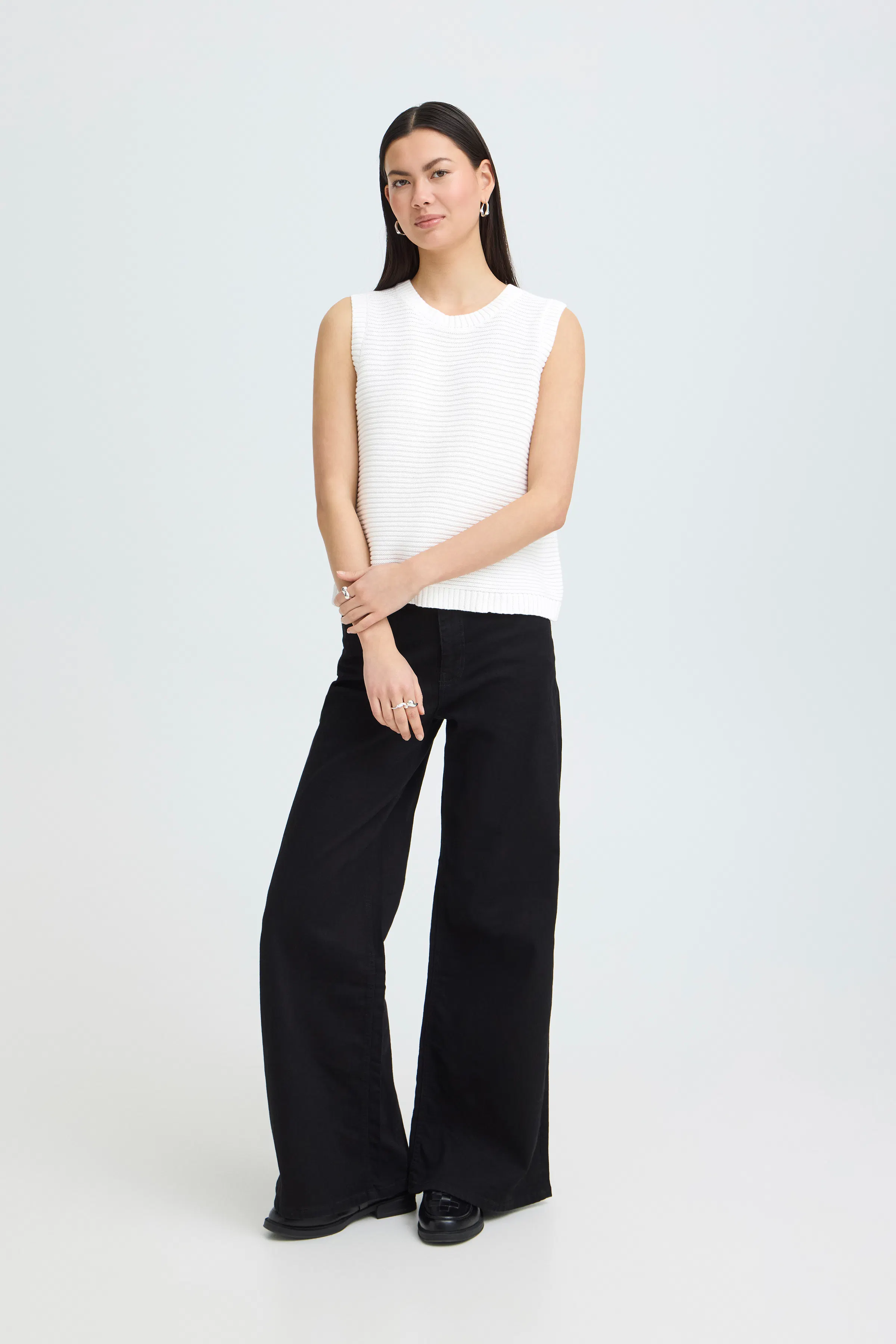 IHDOTTIES Strikket vest LOOKBOOK FRONT 20125352-114201