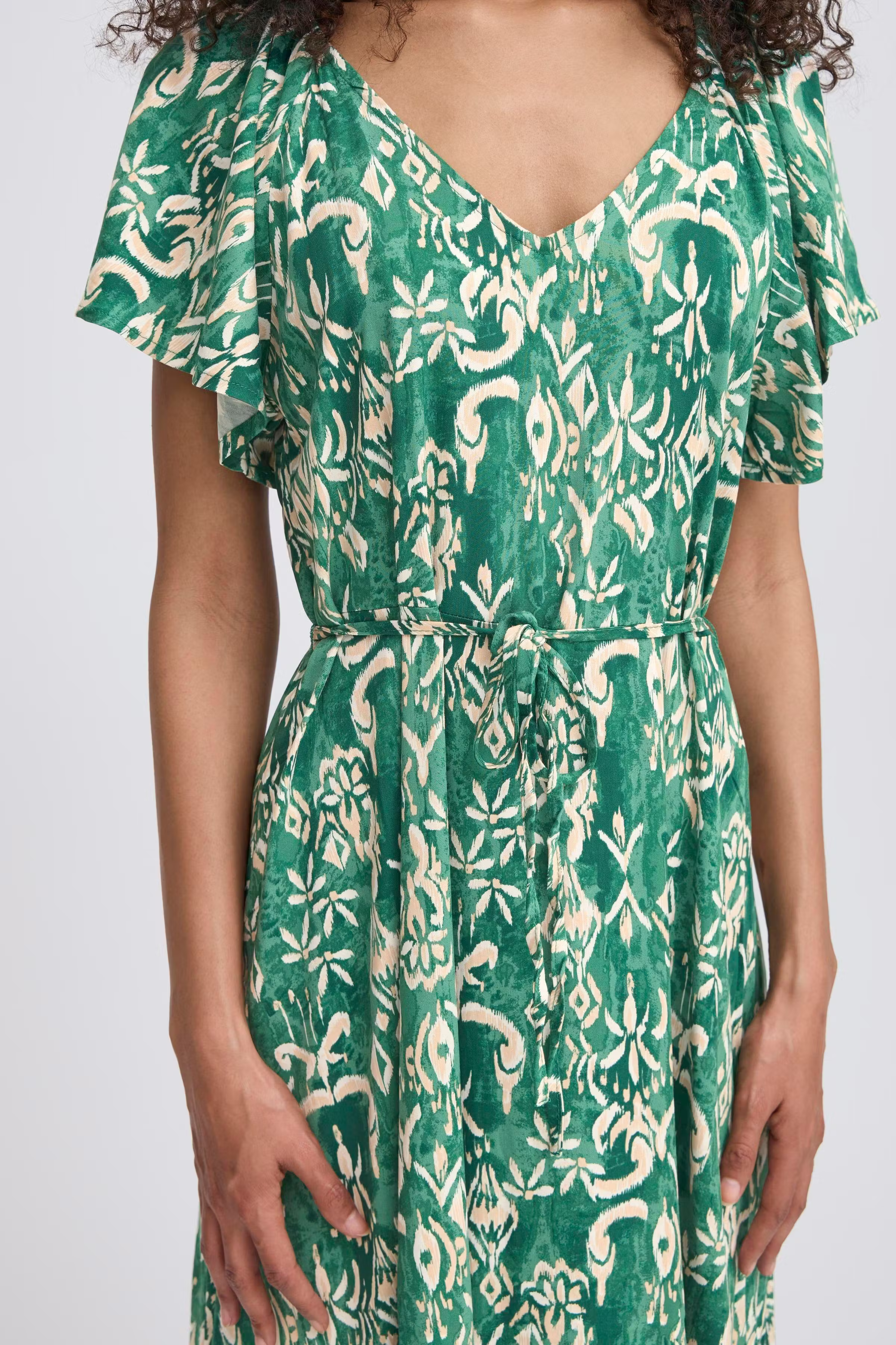 IHAYA Dress LOOKBOOK DETAIL 20123315-204615
