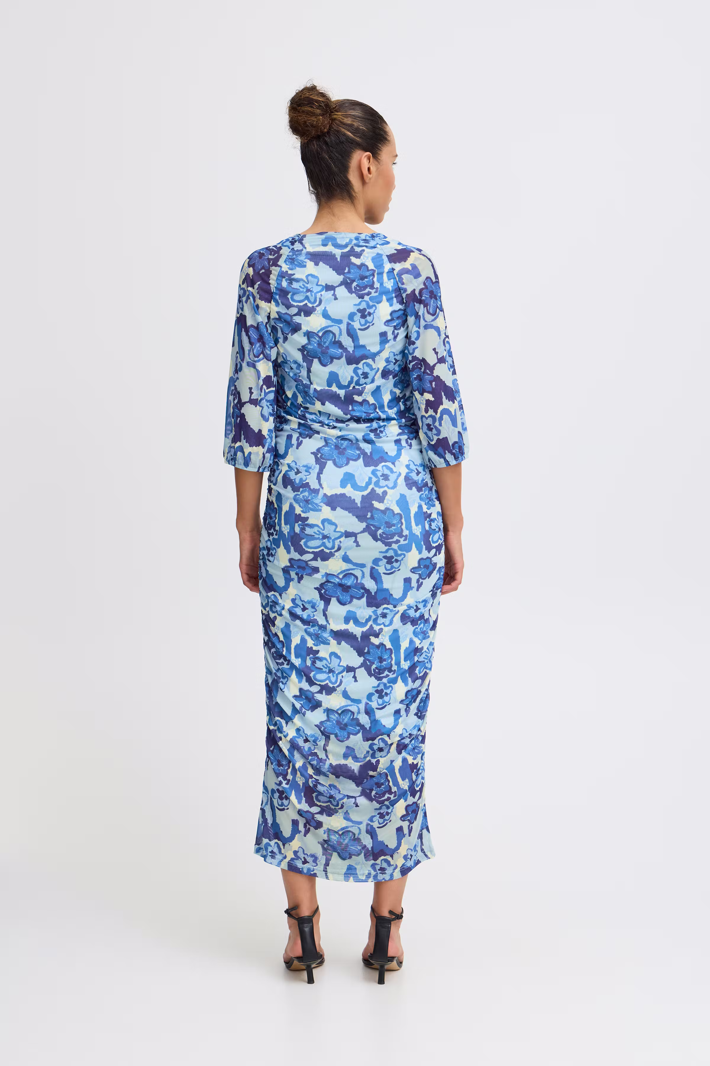 IHODESSY Robe LOOKBOOK BACK 20121907-203771