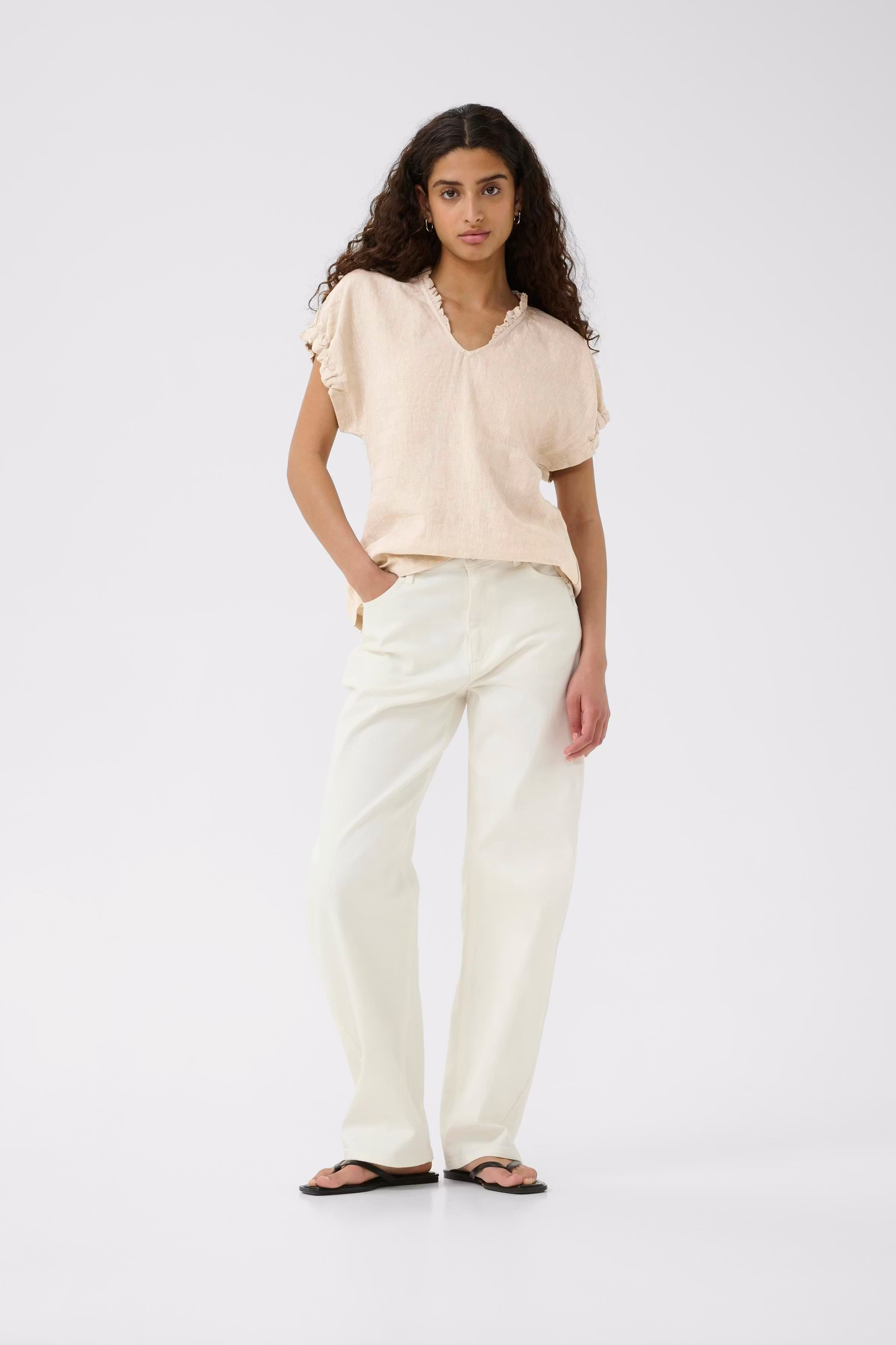 RigittaIW Linen Top LOOKBOOK FRONT 30110342-1304031
