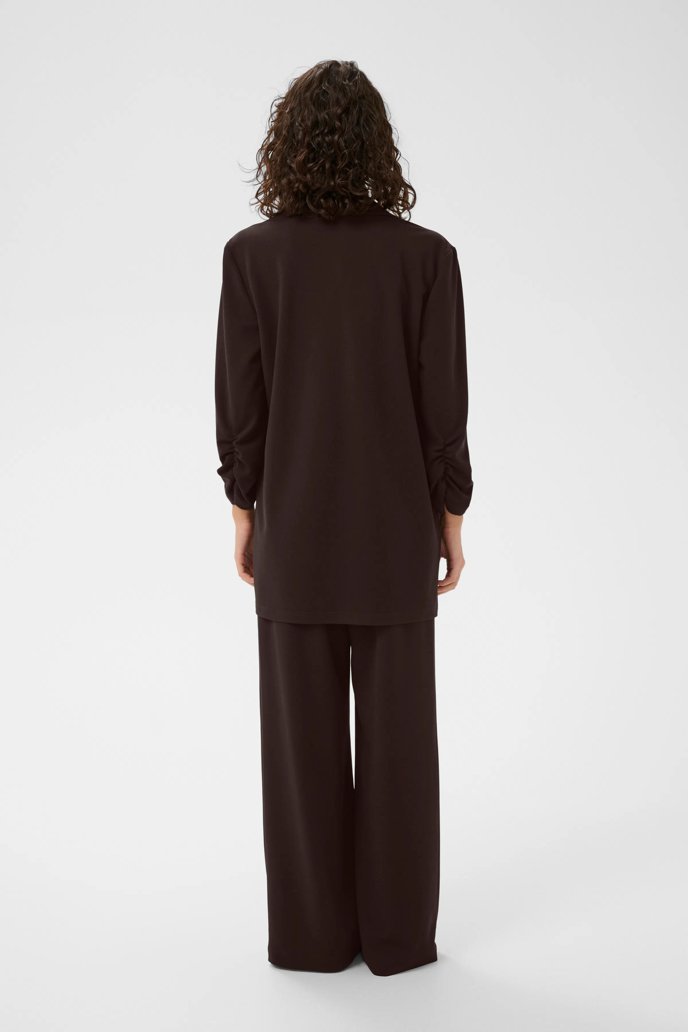 KApheobe Blazer LOOKBOOK BACK 10511489-190915