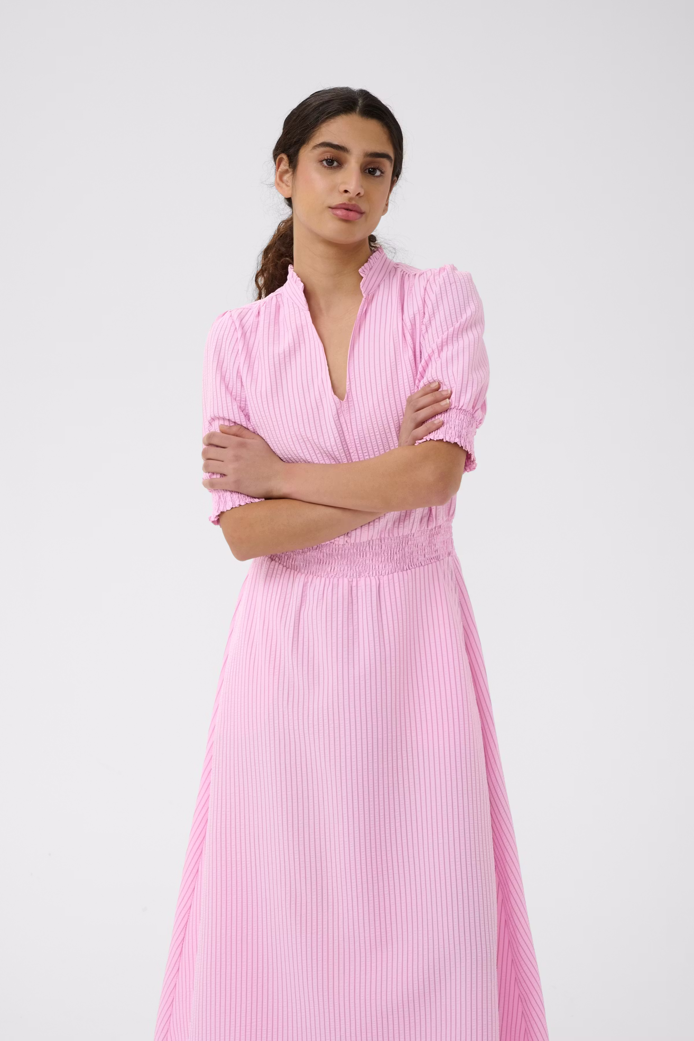 BellaIW Kjole LOOKBOOK FRONT 30111221-305162