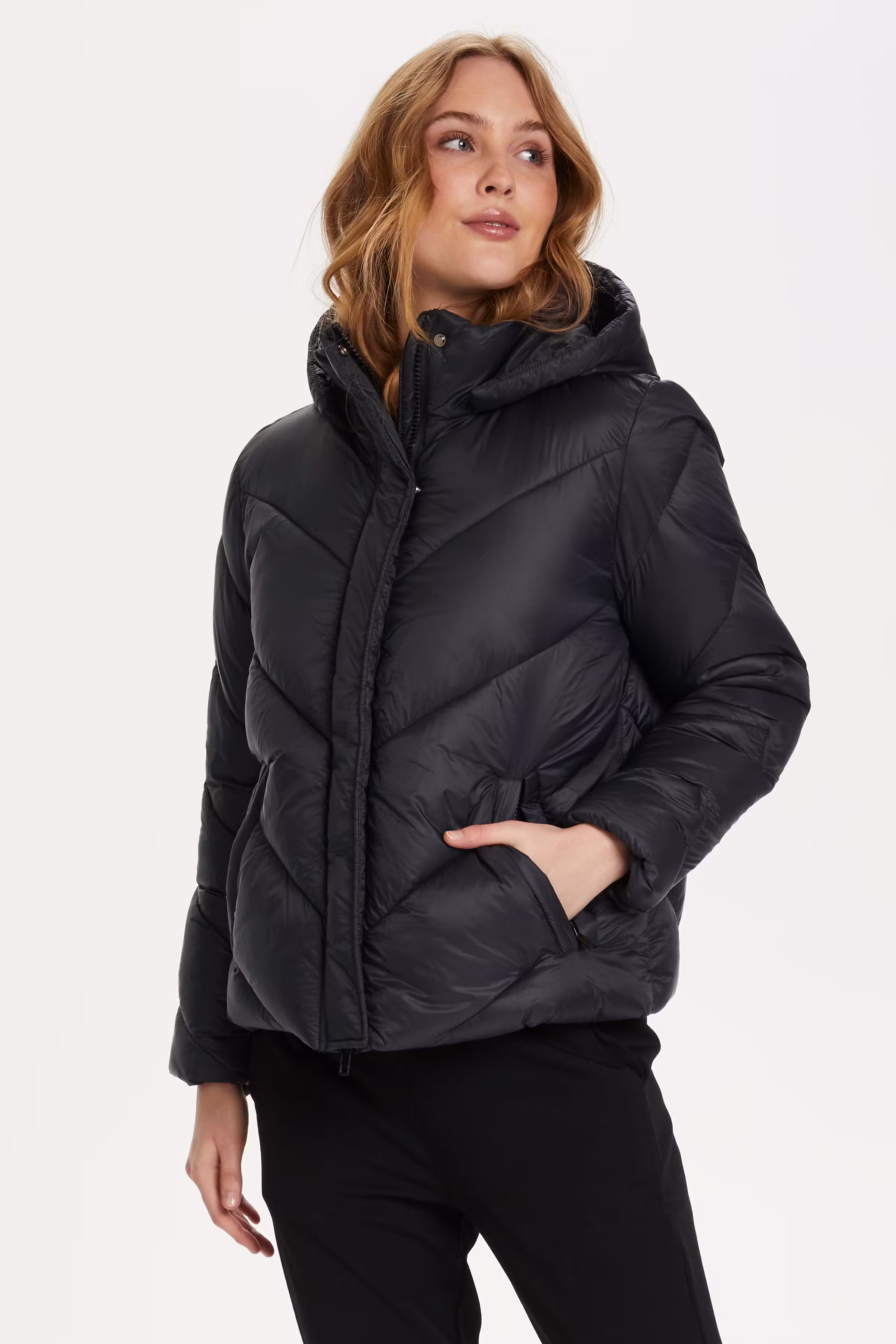 CatjaSZ Oberbekleidung LOOKBOOK FRONT 30510593-193911