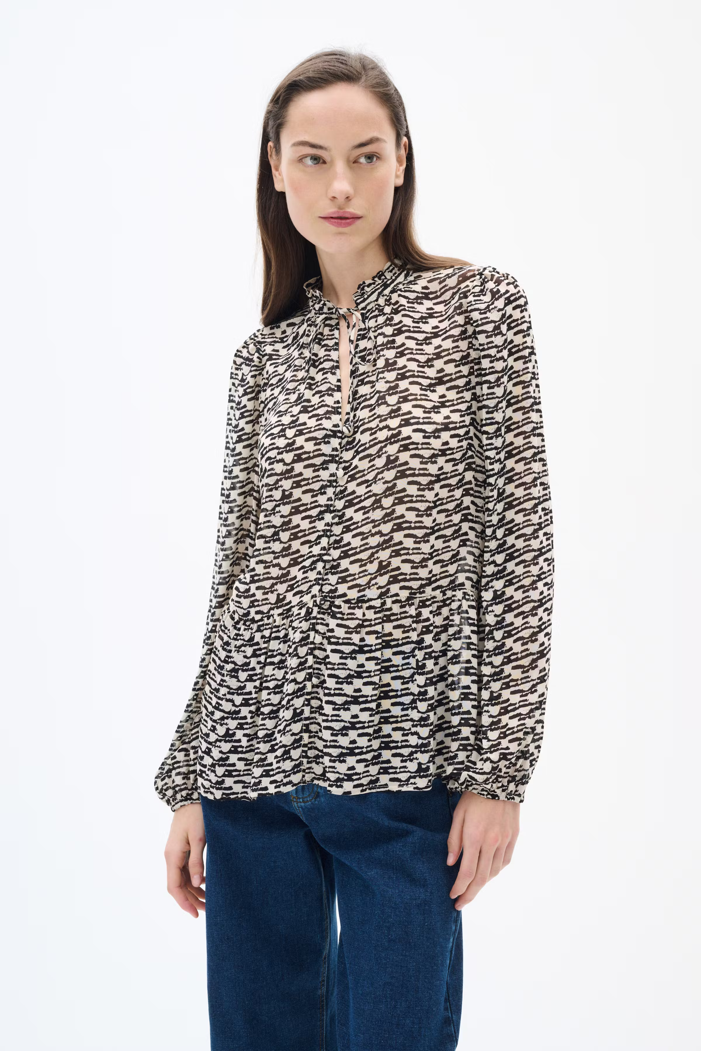CessieIW Shirt LOOKBOOK FRONT 30110251-303575