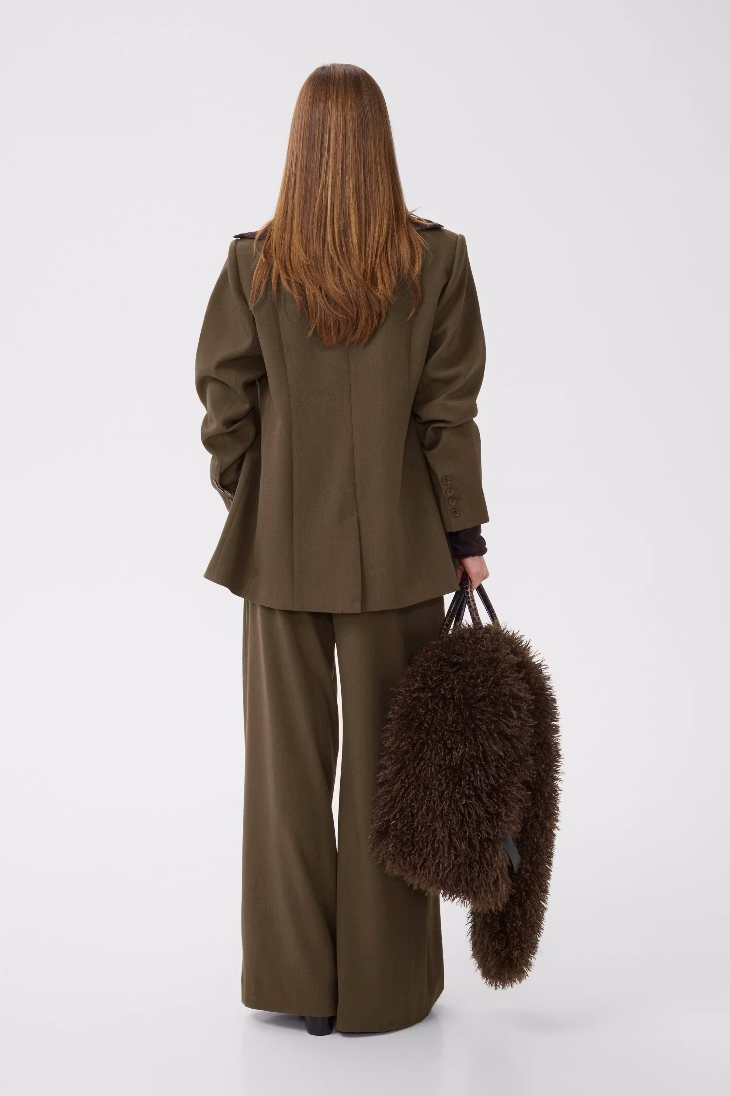 GZstacy Blazer LOOKBOOK BACK 10911119-1908141