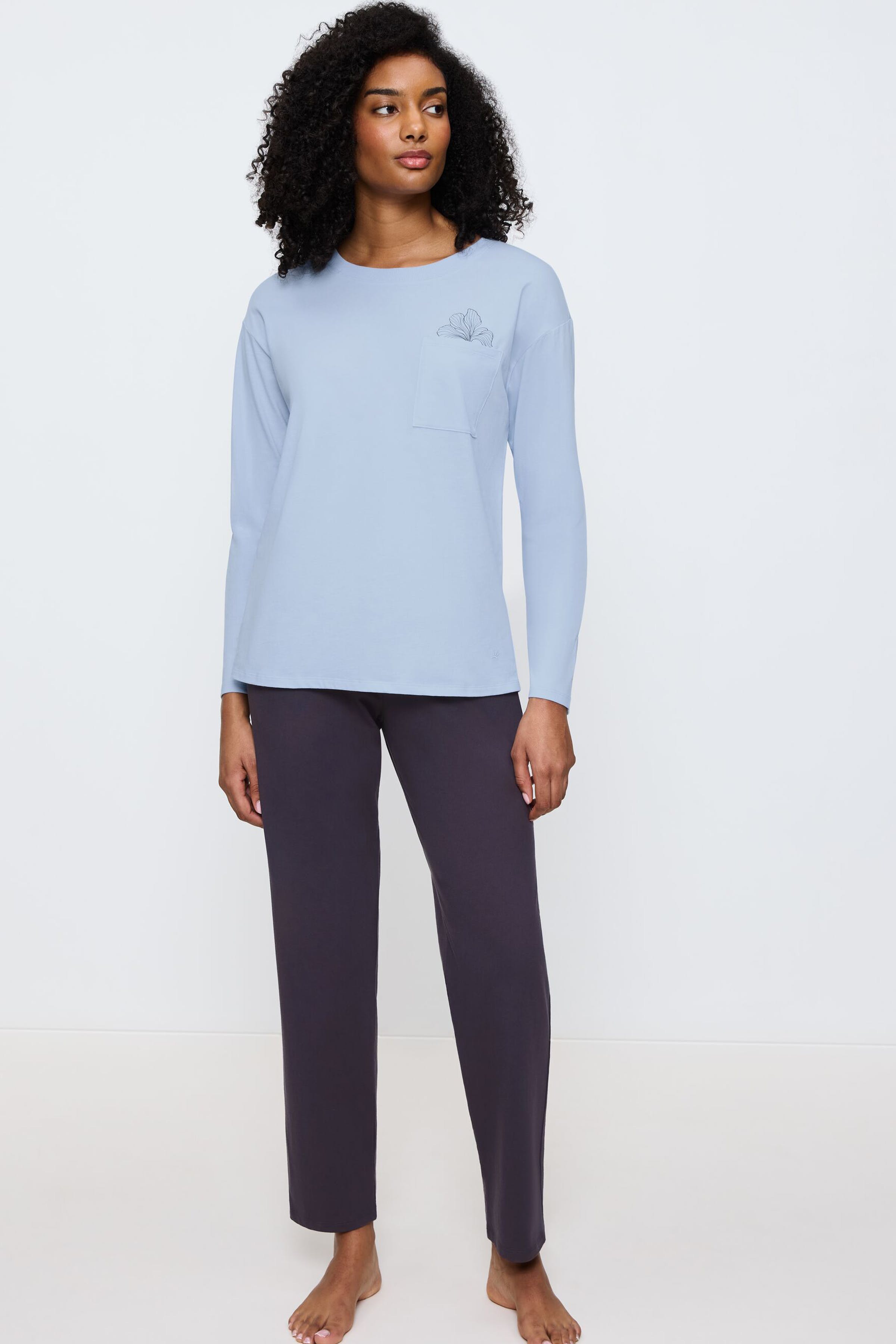 Triumph Pyjamas LOOKBOOK FRONT 40500306-T0032