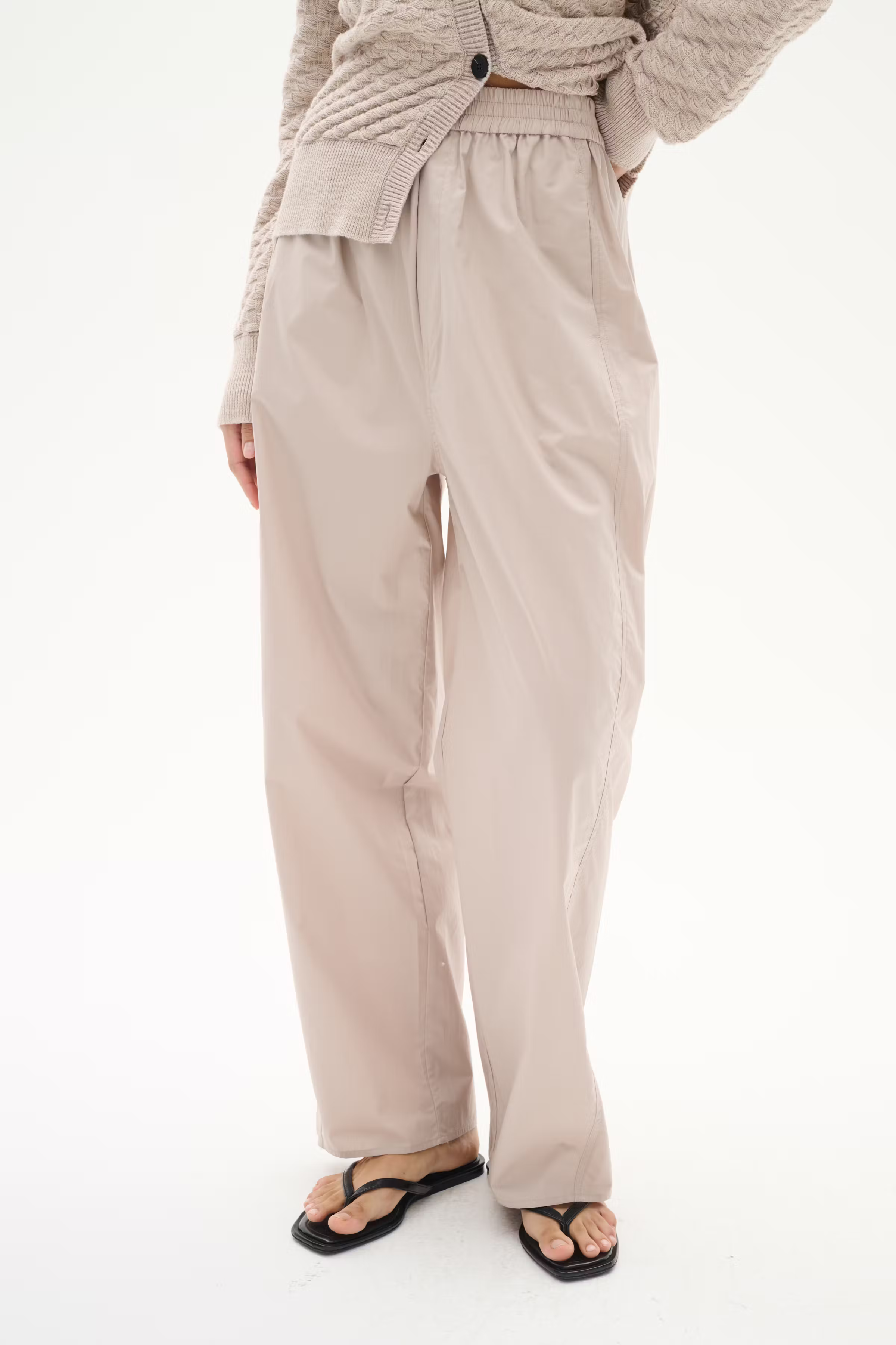 KennaIW Poplin Bukser LOOKBOOK FRONT 30110533-161406