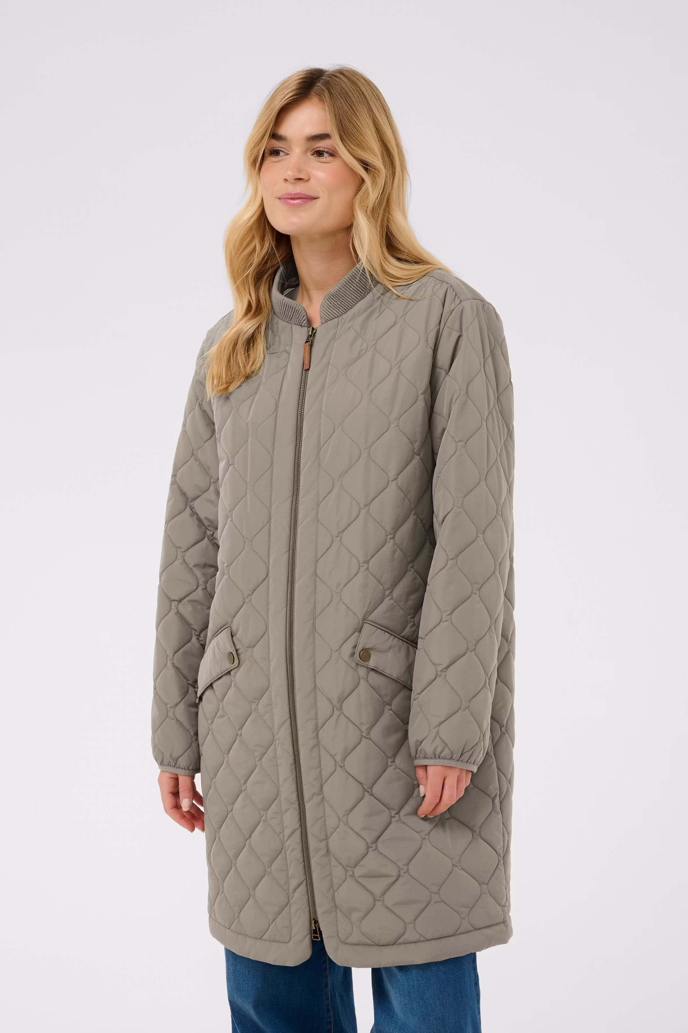 ArwenCR Jacke LOOKBOOK FRONT 10606580-180513