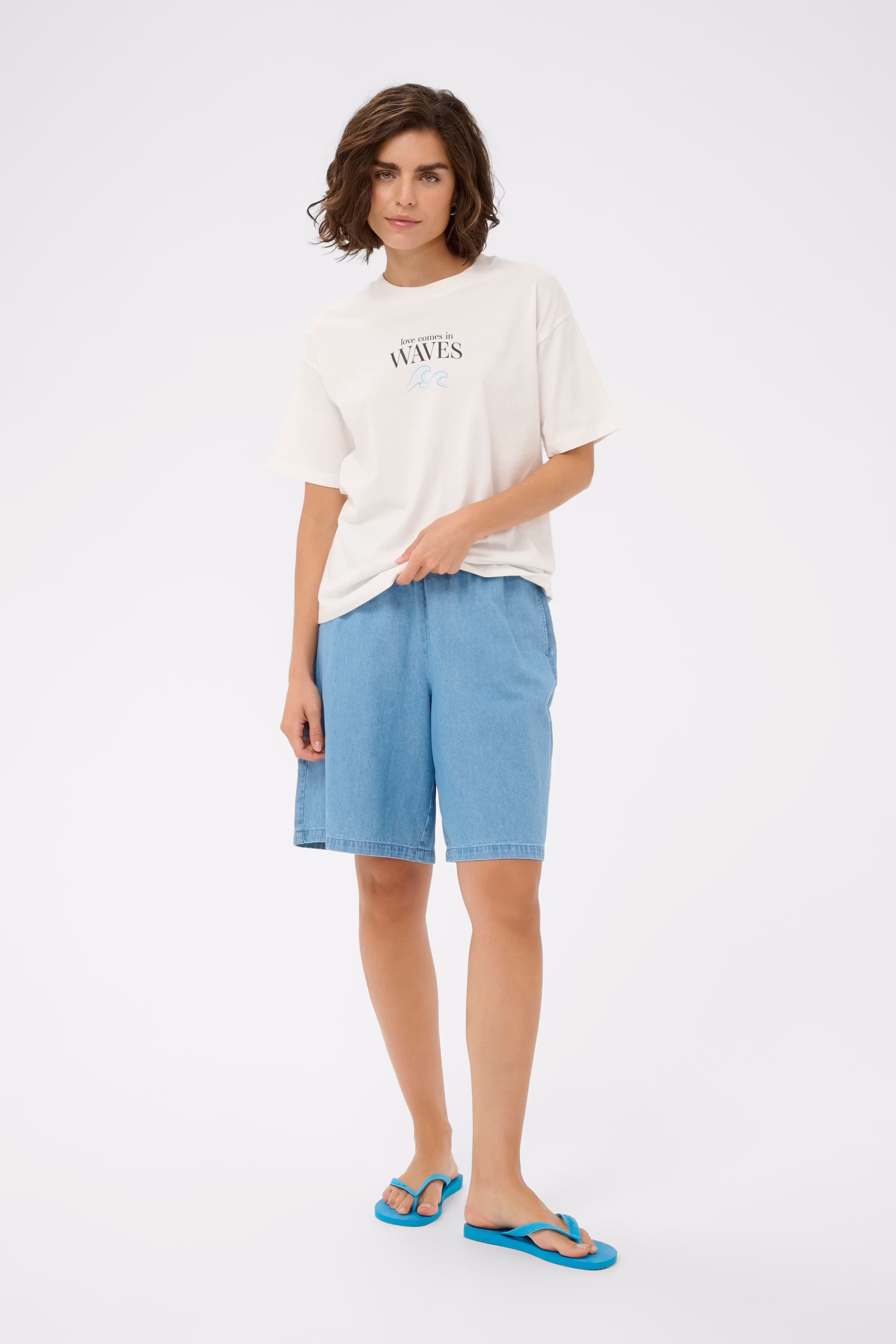 KAkelly T-shirt LOOKBOOK FRONT 10511577-109410