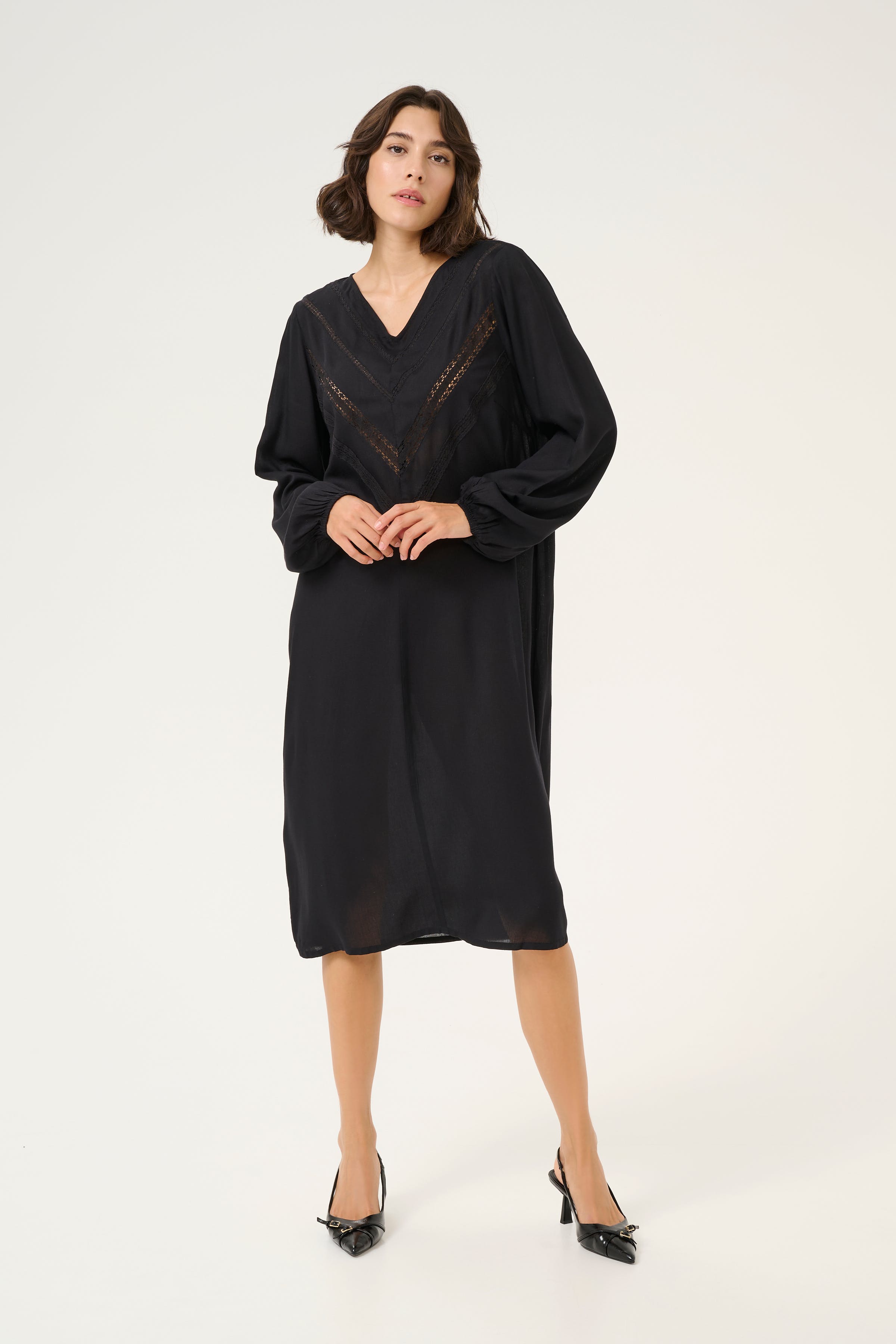 KAellanor Klänning LOOKBOOK FRONT 10510026-100121