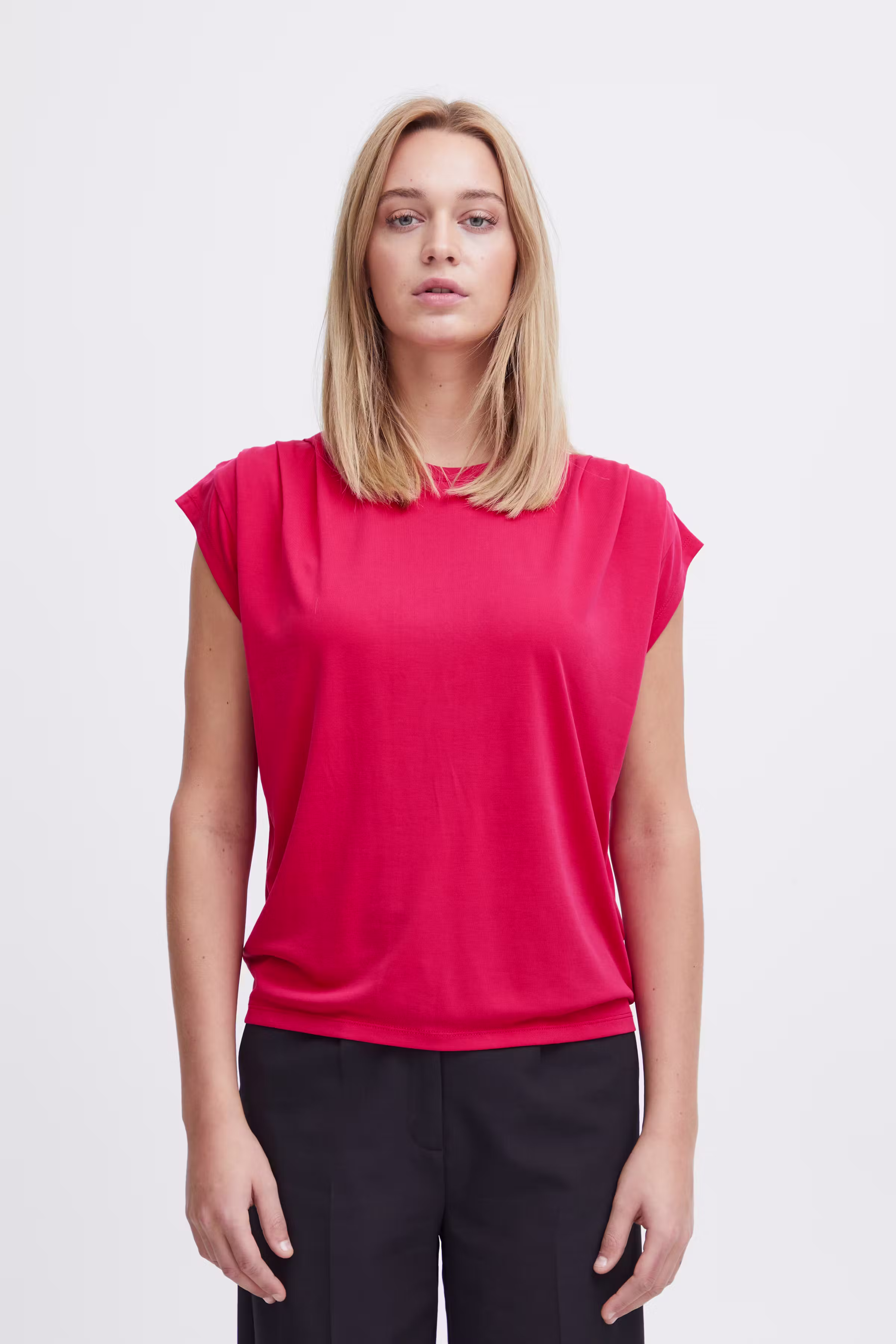 IHLISKEN Top LOOKBOOK FRONT 20114138-181951