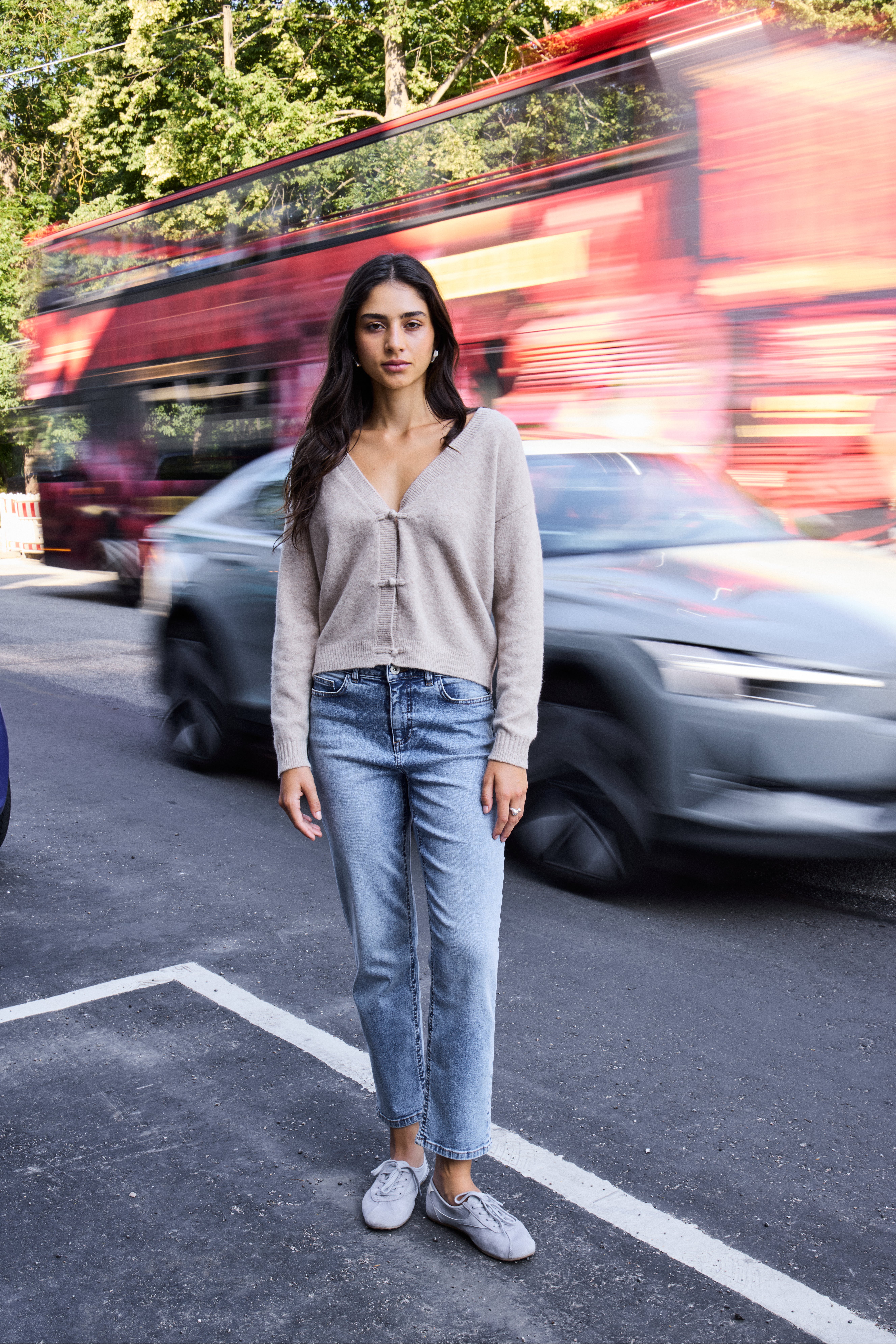 IHDASILA Cardigan LOCATION NONE 20124215-1304011