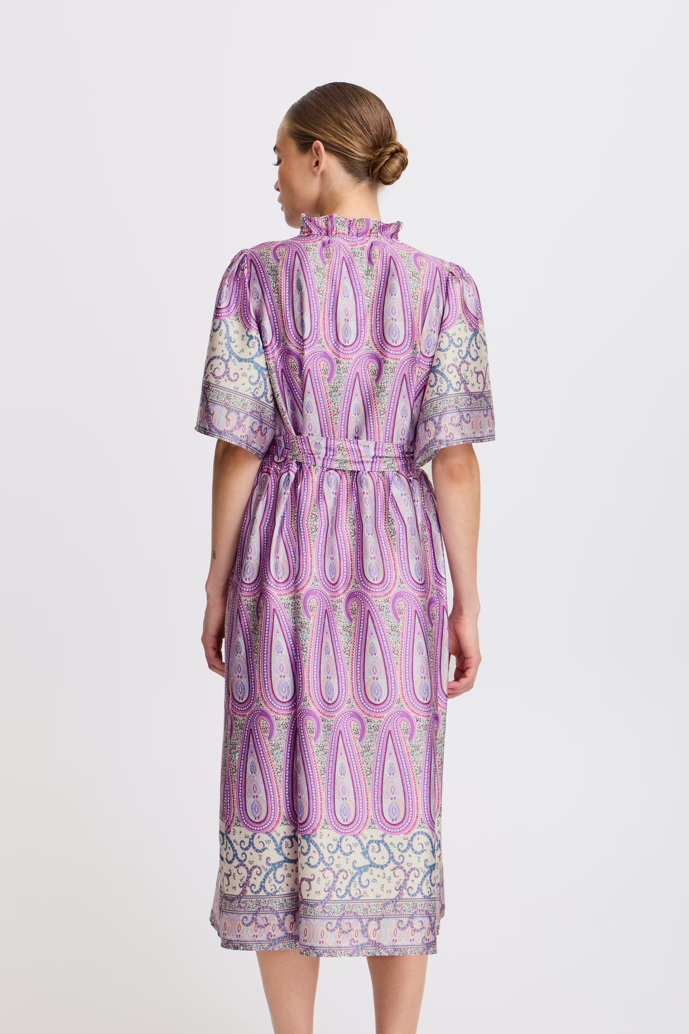 IXNABILA Kleid LOOKBOOK BACK 20123486-182328