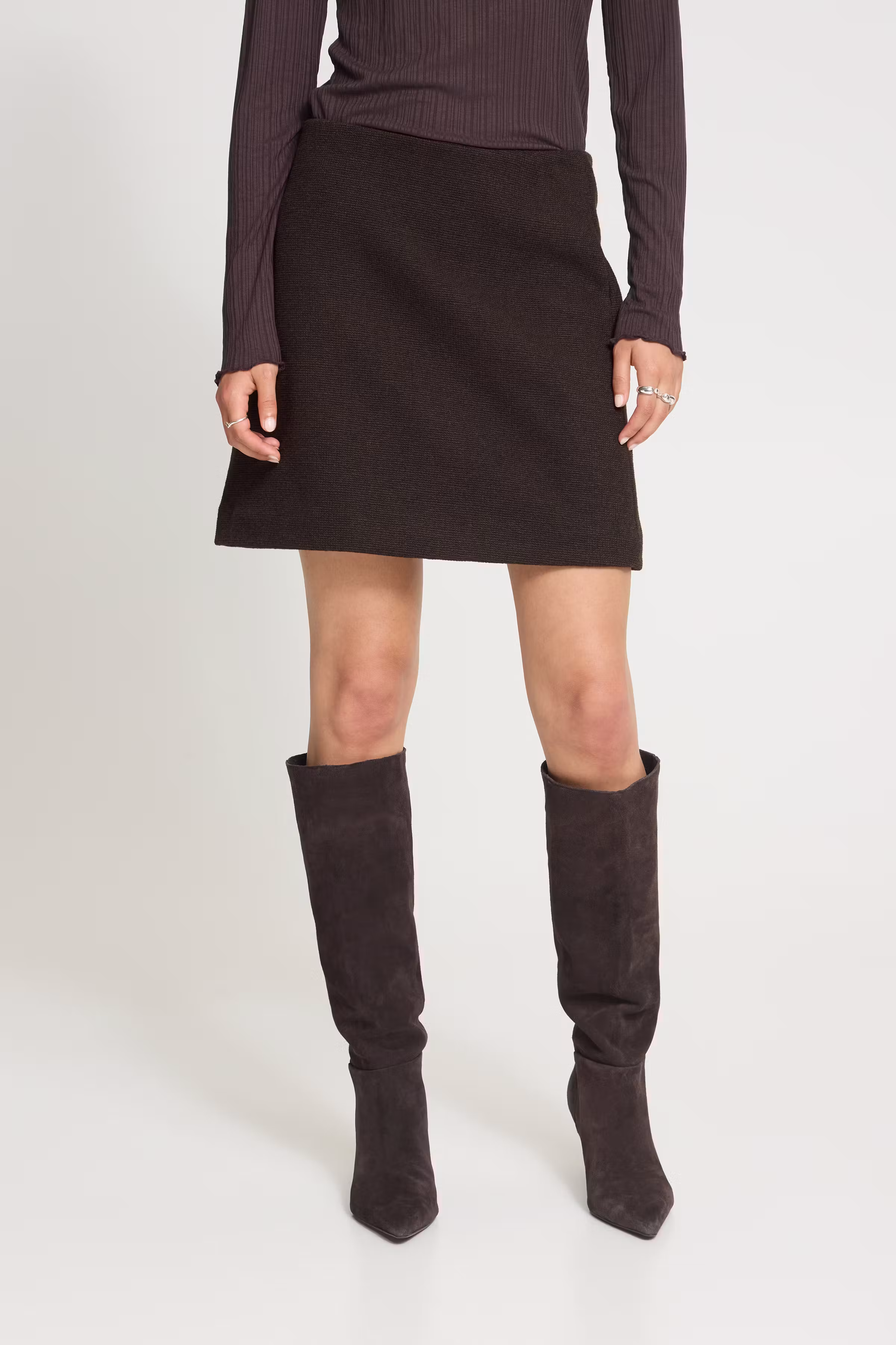 IHWOLCA Skjørt LOOKBOOK FRONT 20126722-191109