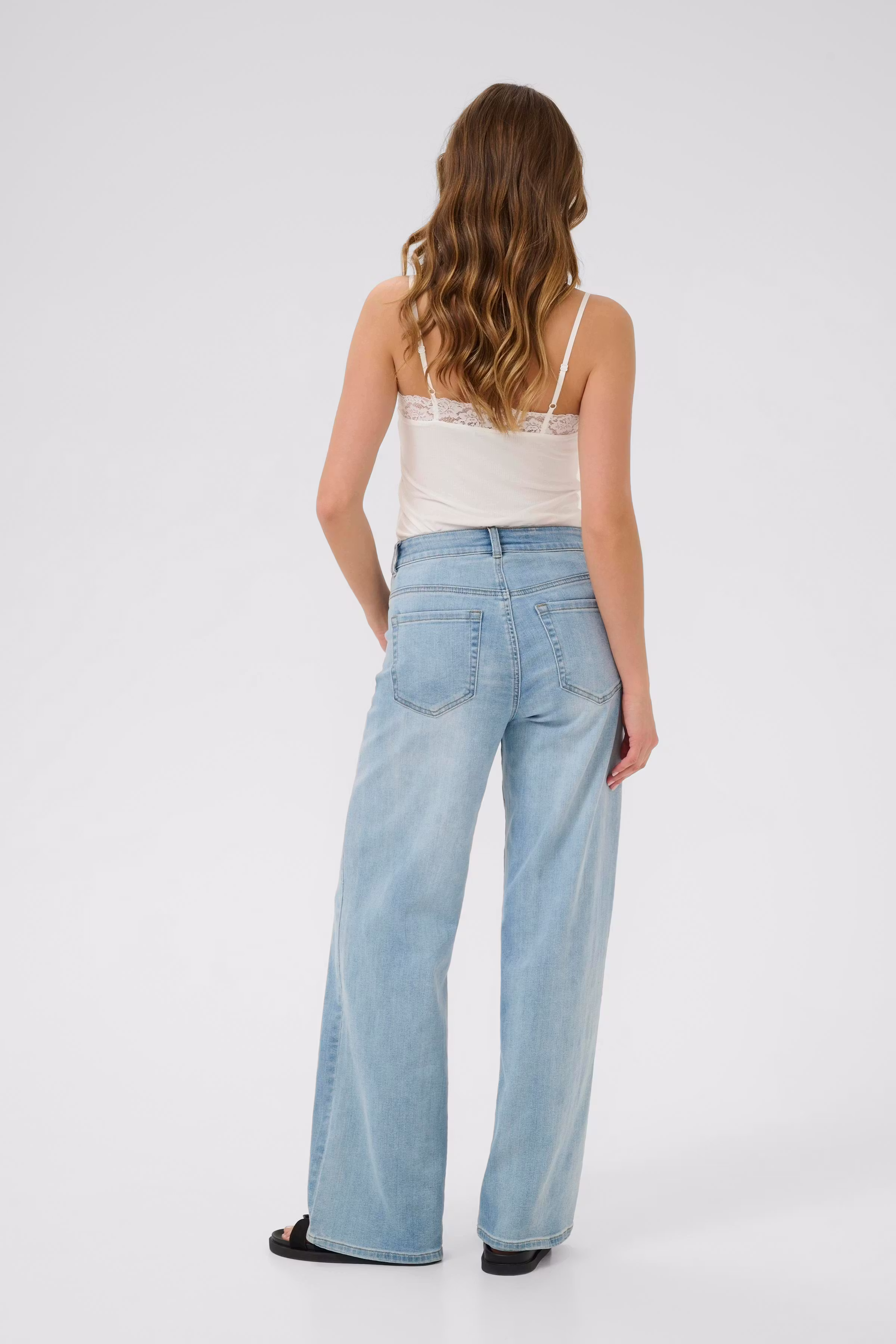 KAomi Top LOOKBOOK BACK 10510389-110602