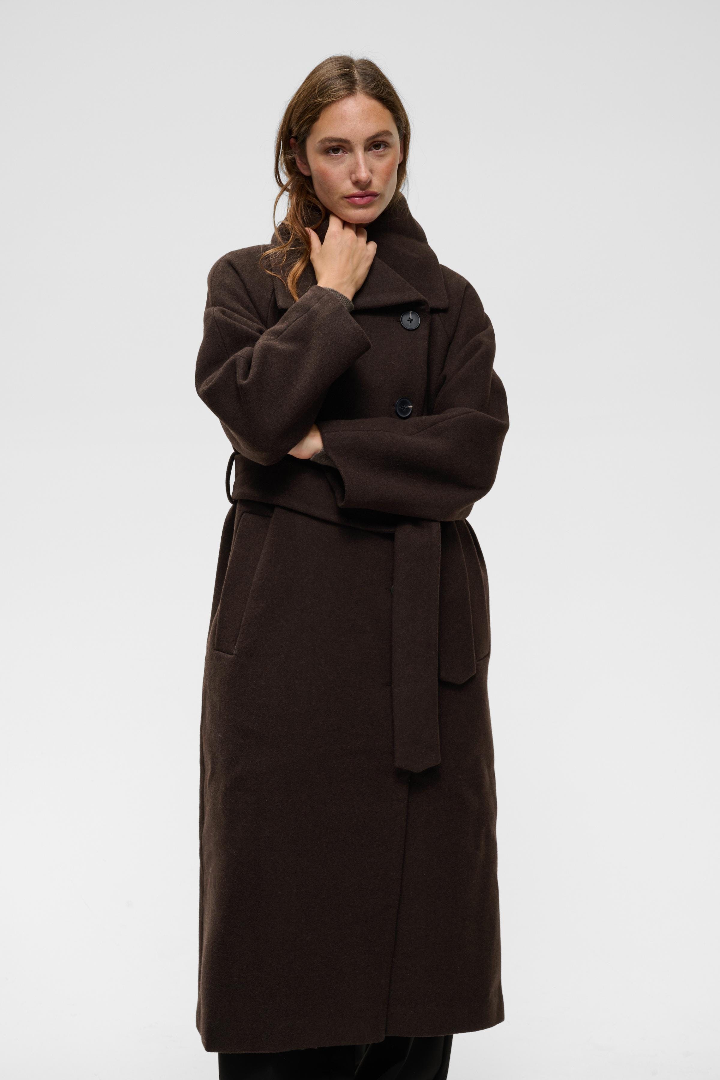 ZORAHIW Collar Coat LOOKBOOK FRONT 30112646-191109