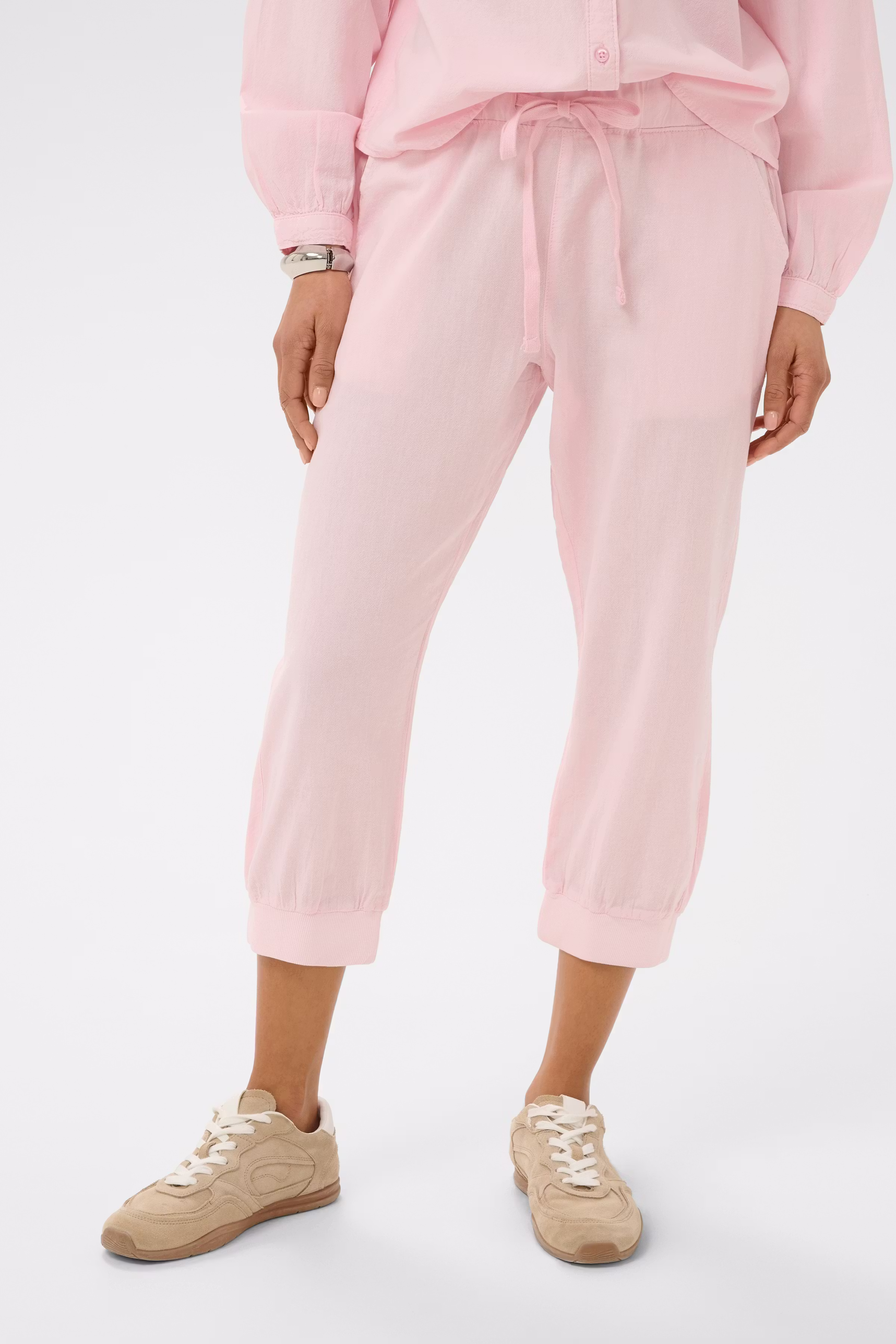 Naya Capri bukser LOOKBOOK FRONT 10502803-132807