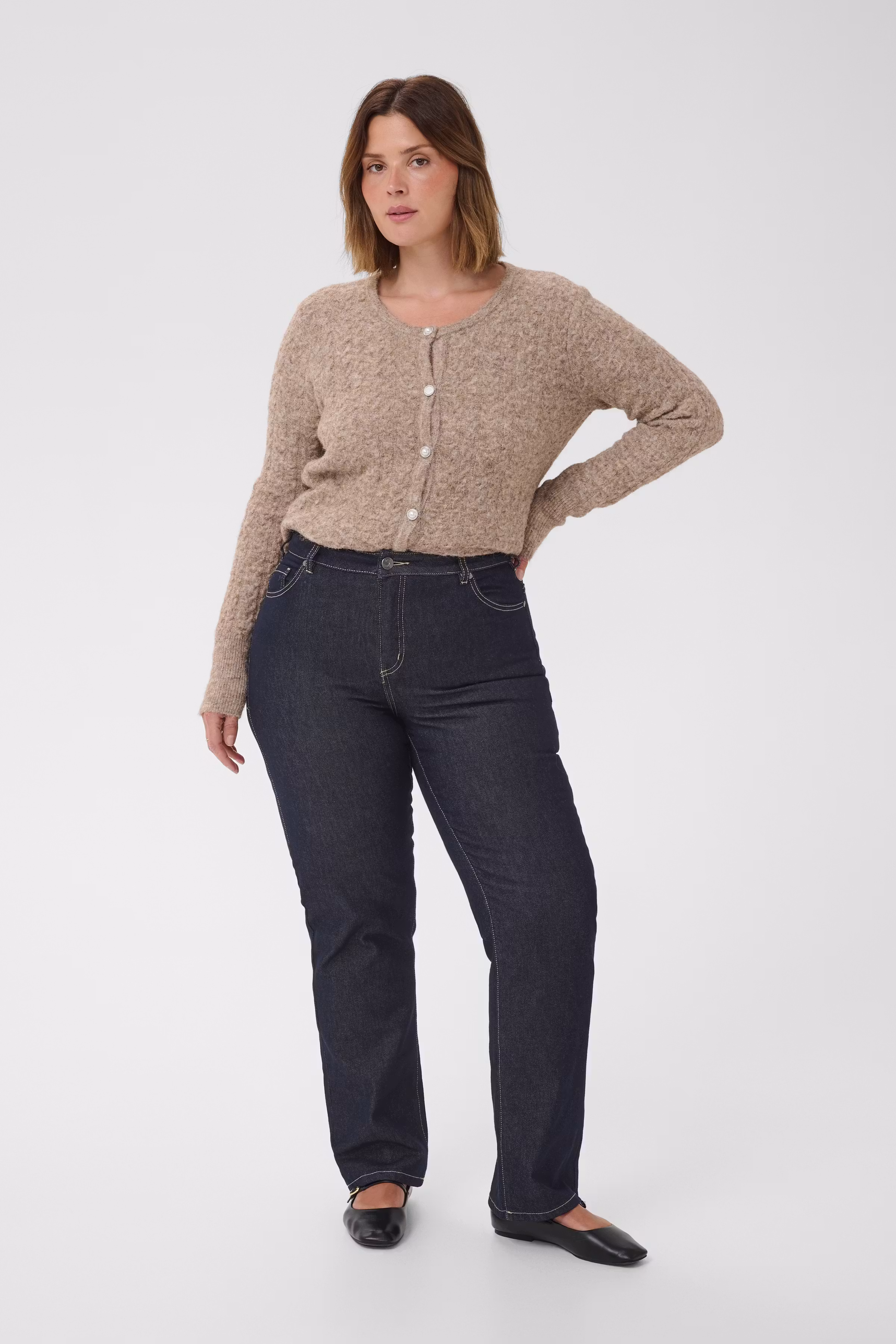 KCflora Jeans LOOKBOOK FRONT 10584394-109824