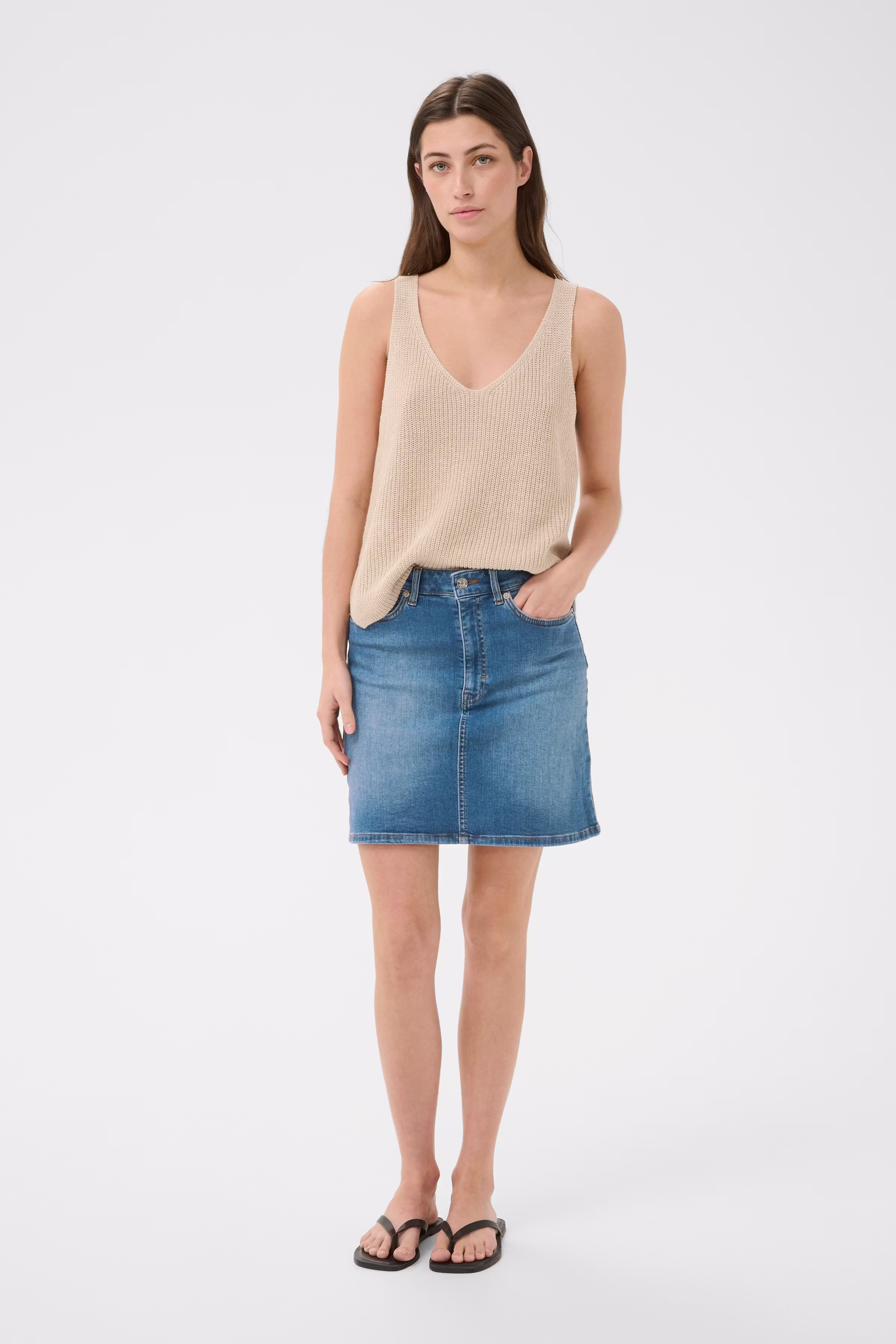 BellePW Skirt LOOKBOOK FRONT 30310666-300156