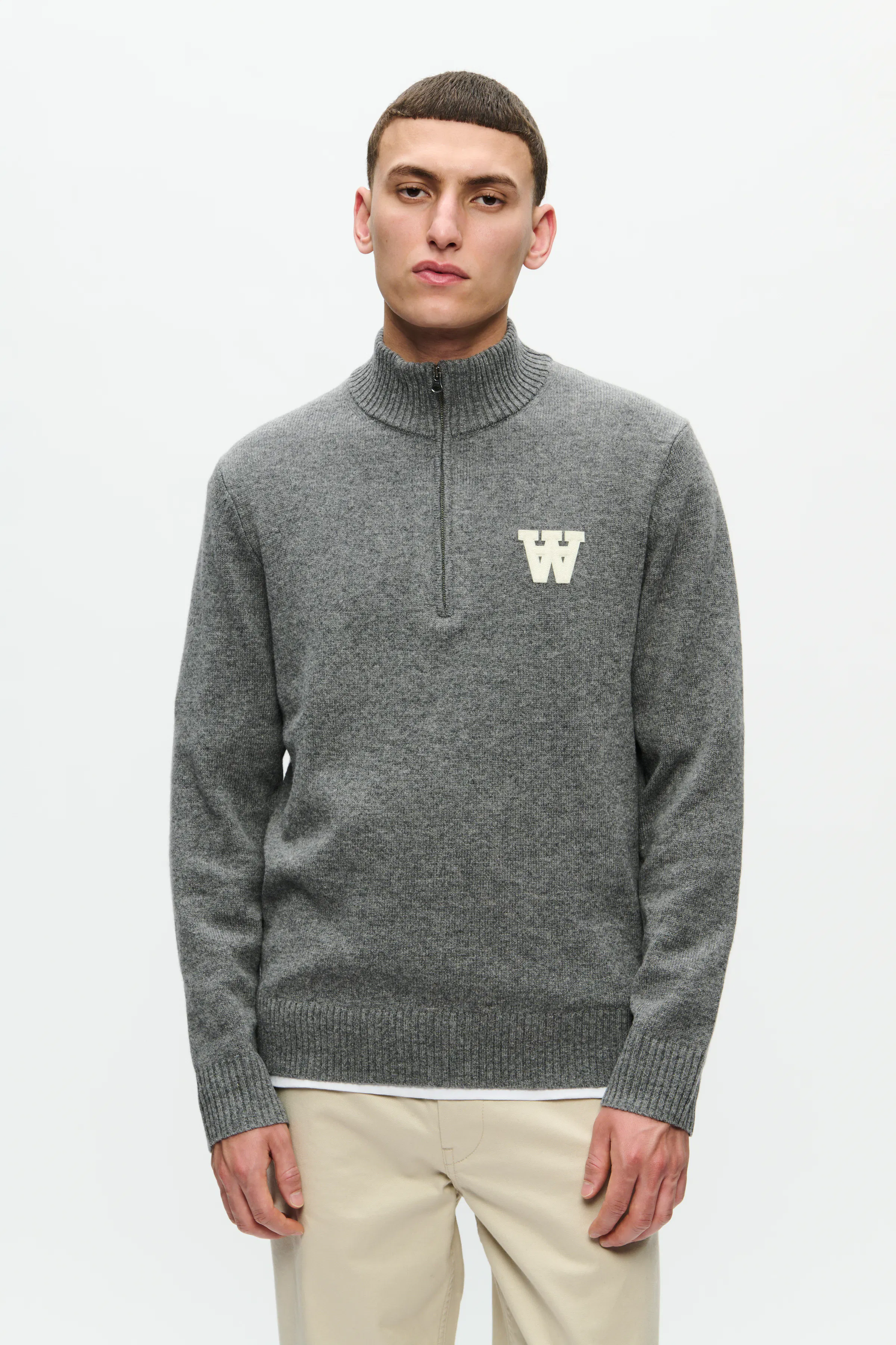 WWTay Sweatshirt LOOKBOOK FRONT 30251854-303736
