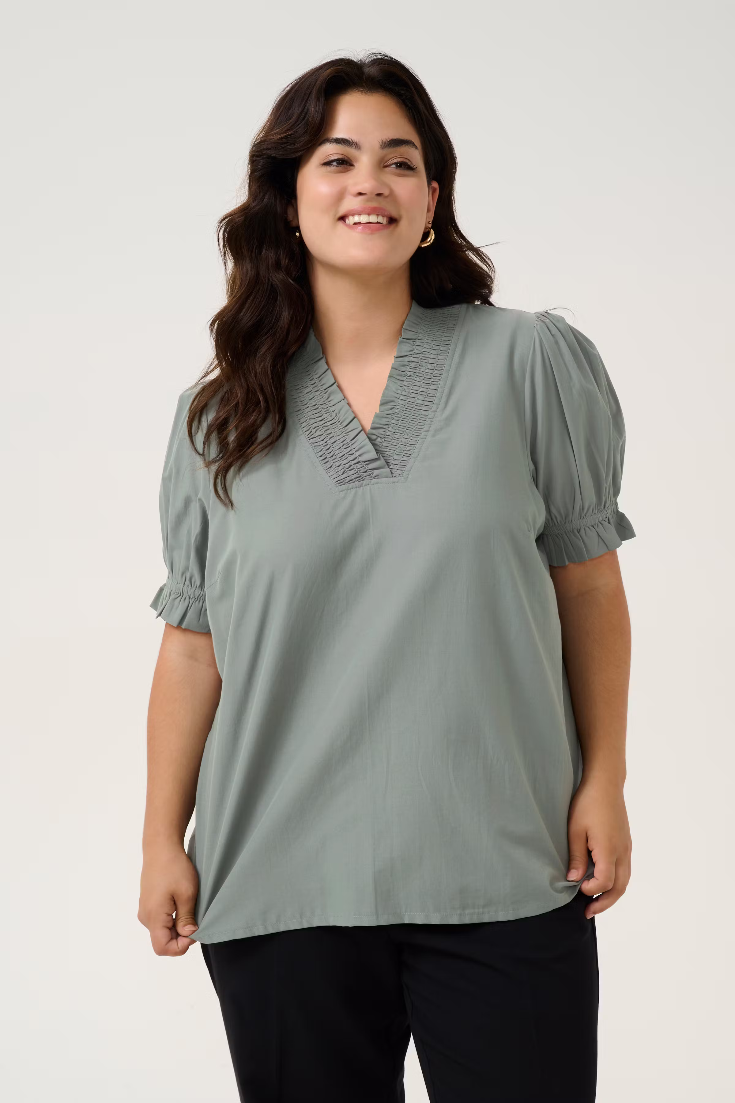 KCmai Bluse LOOKBOOK FRONT 10583013-185606