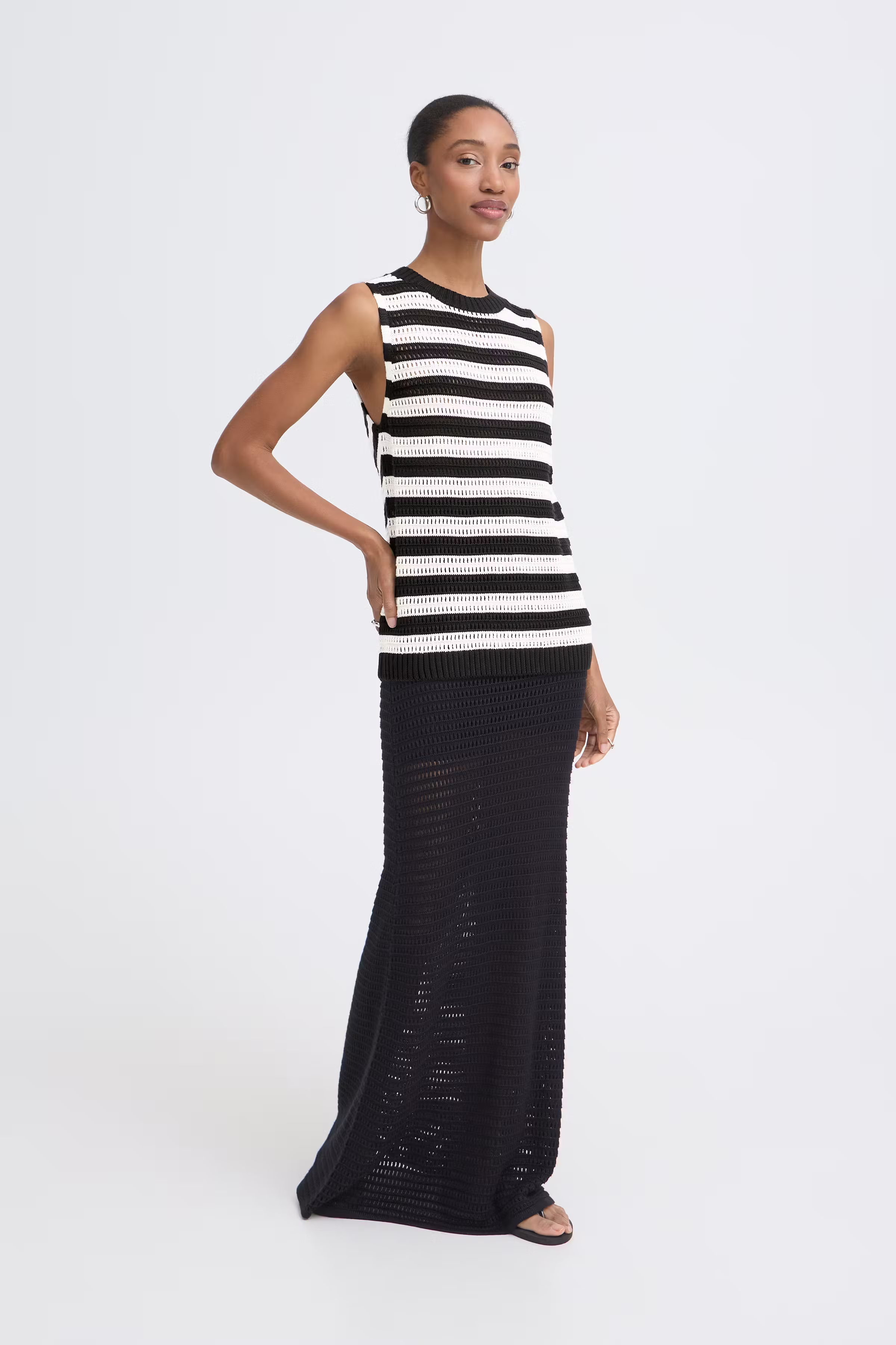 IHBETUES Top LOOKBOOK FRONT 20125445-900005286