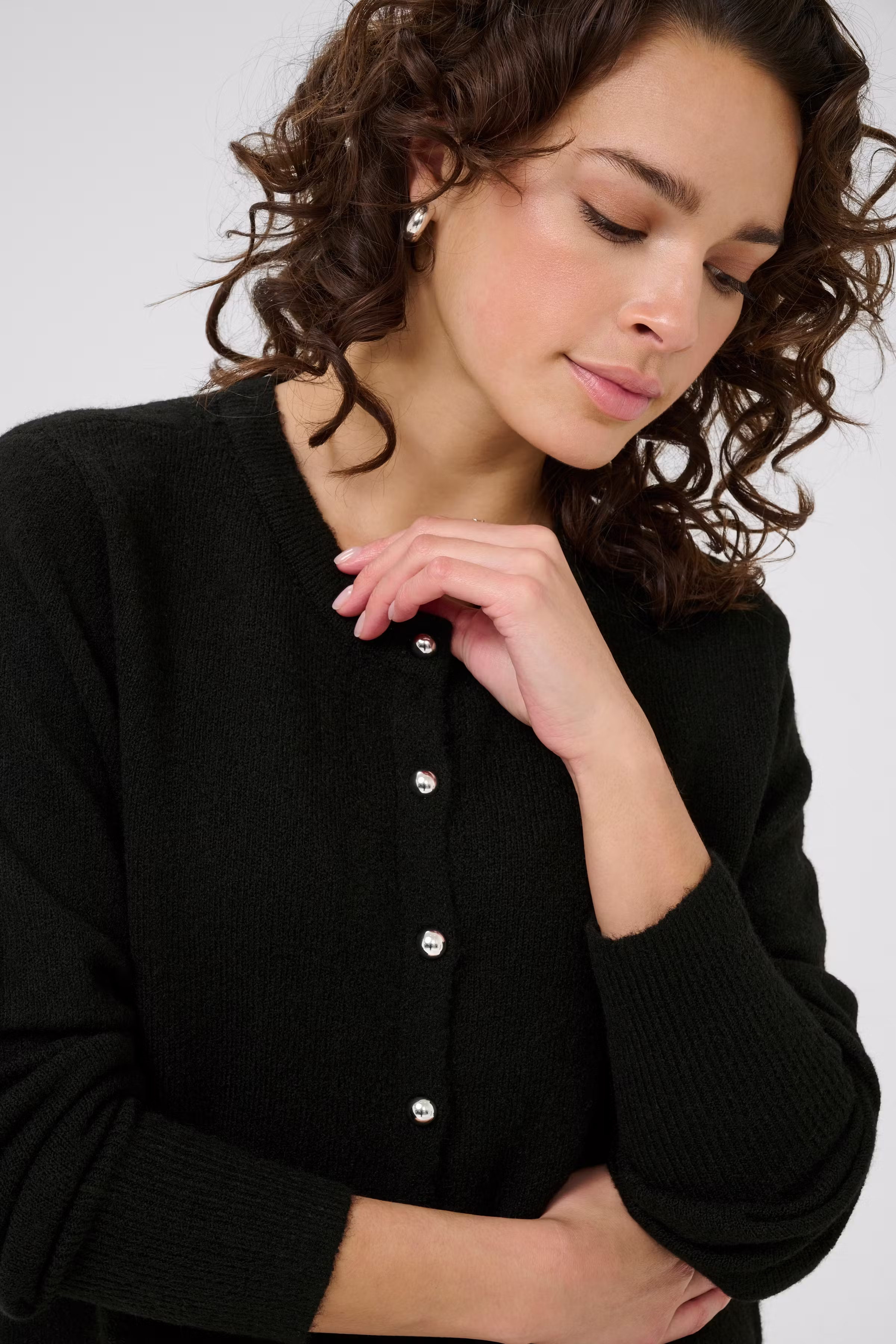 KAniel Cardigan LOOKBOOK DETAIL 10510481-100121