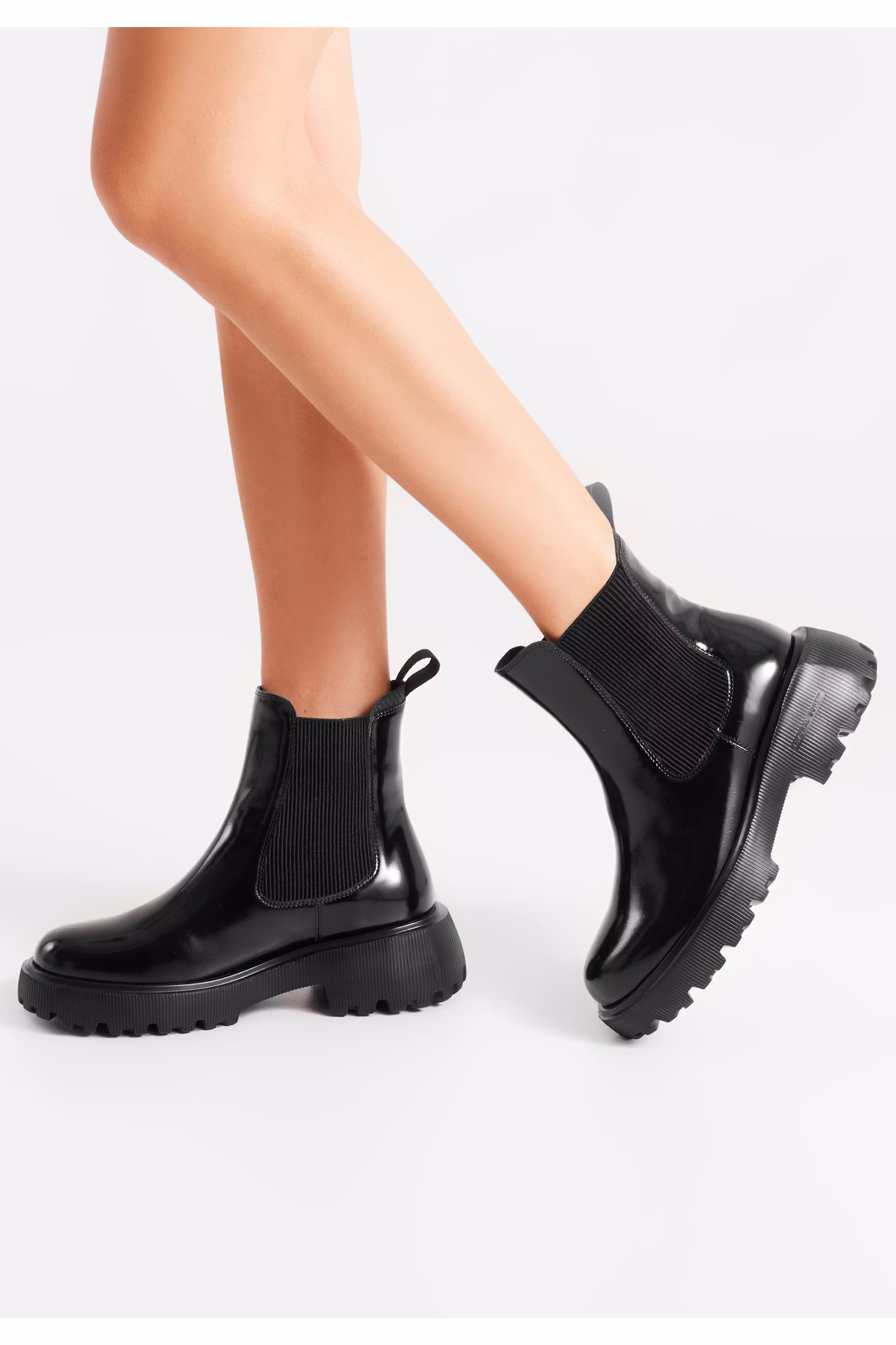 AyaPatent Boots LOOKBOOK FRONT 40551669-400313