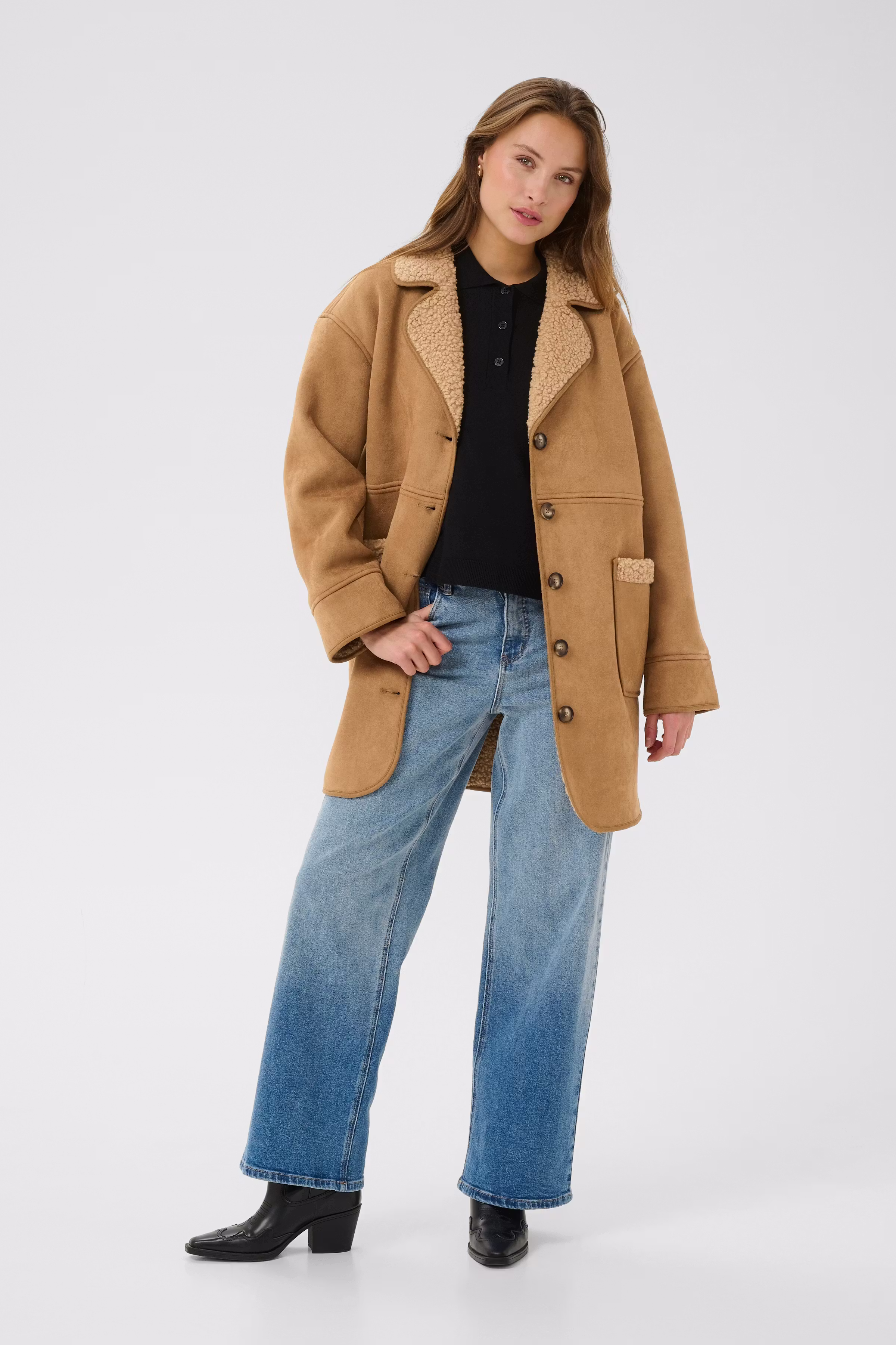 KAmarlie Outerwear LOOKBOOK FRONT 10510281-181029