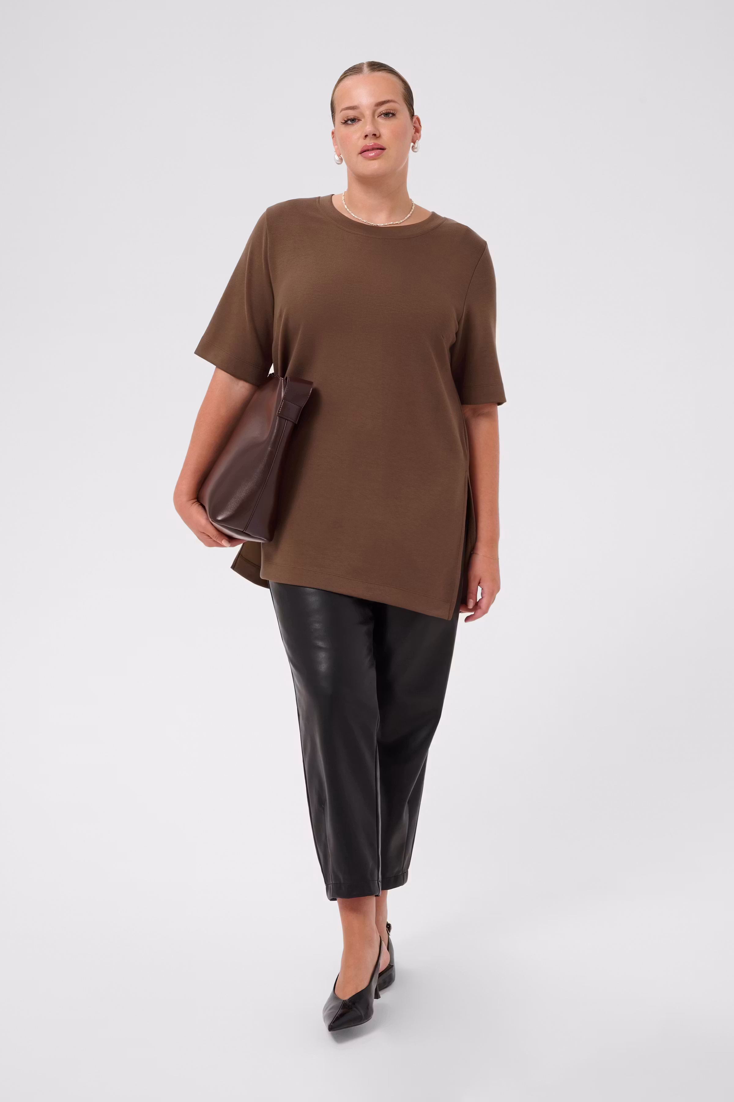 KCannia T-shirt LOOKBOOK FRONT 10584419-191116