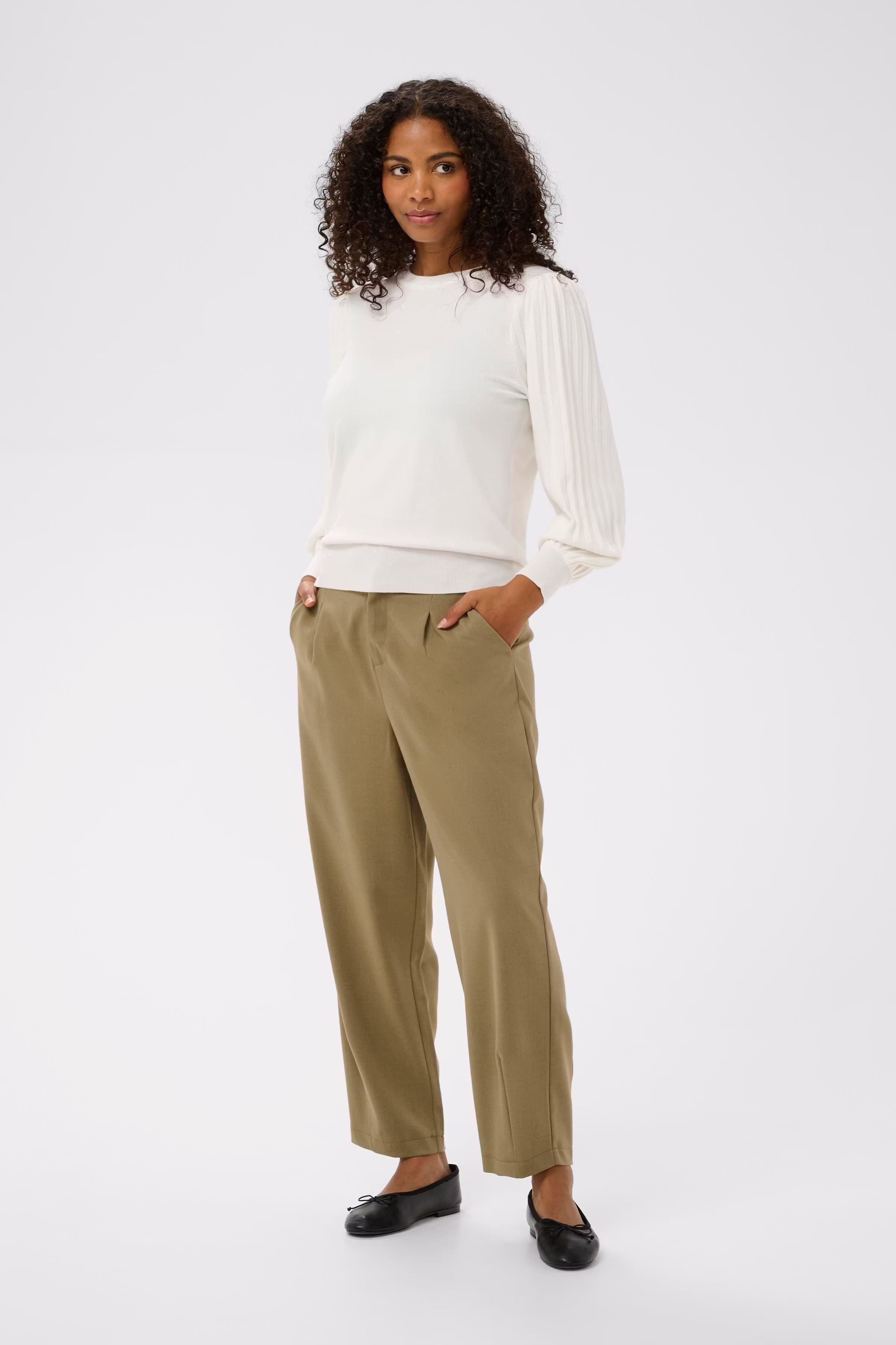 KAlone Pullover LOOKBOOK FRONT 10507905-110602