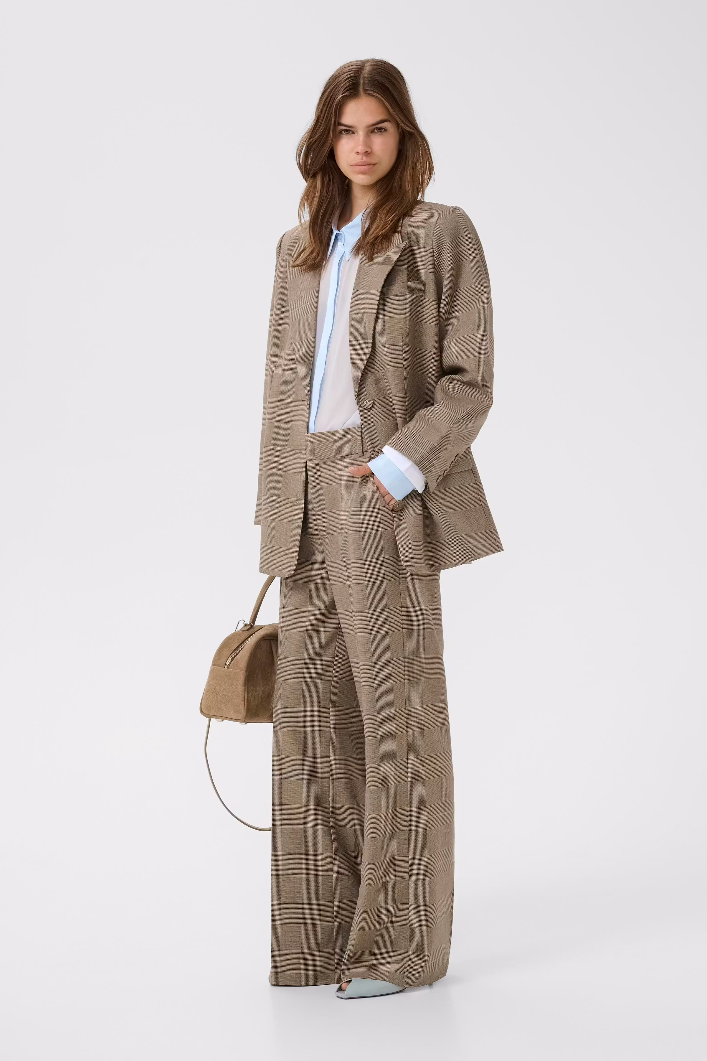 GZevaldi Bukser LOOKBOOK FRONT 10911107-109223