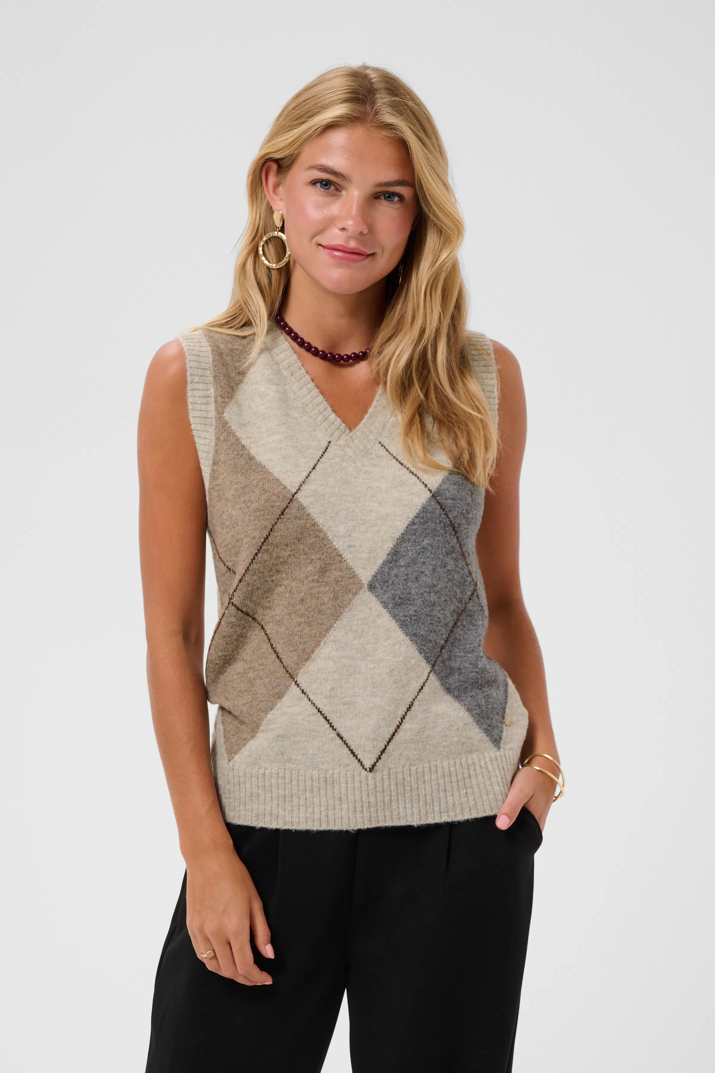 CRHope Pullunder LOOKBOOK FRONT 10615446-1304011
