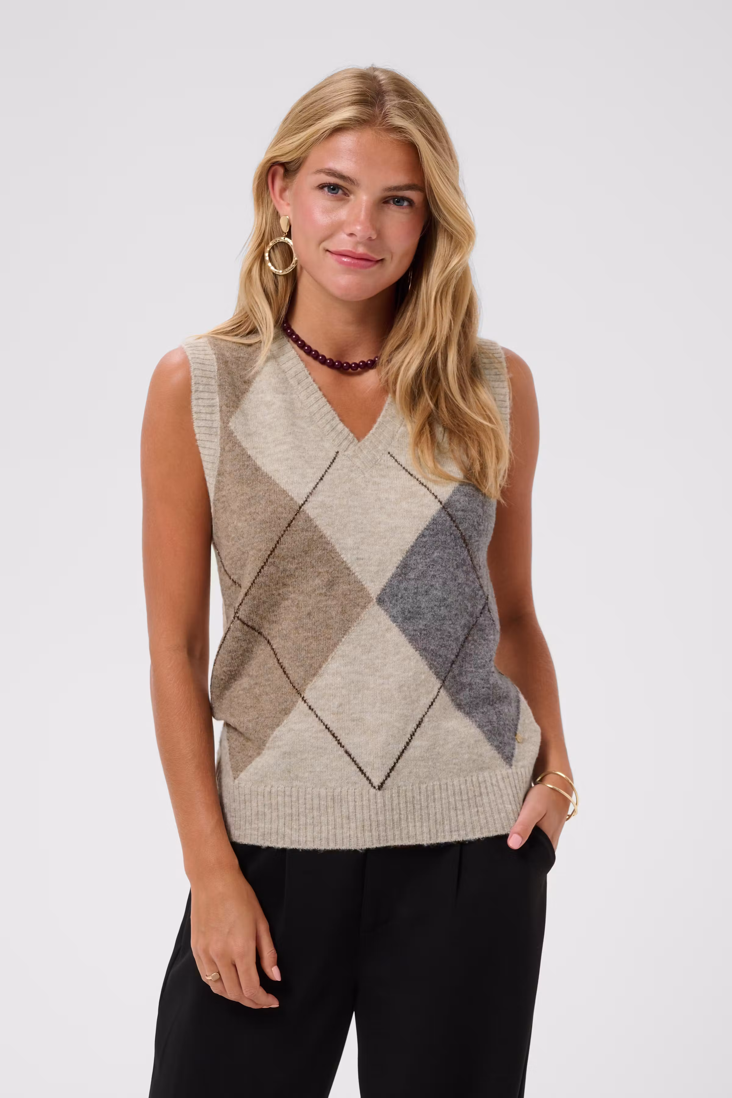 CRHope Pullunder LOOKBOOK FRONT 10615446-1304011