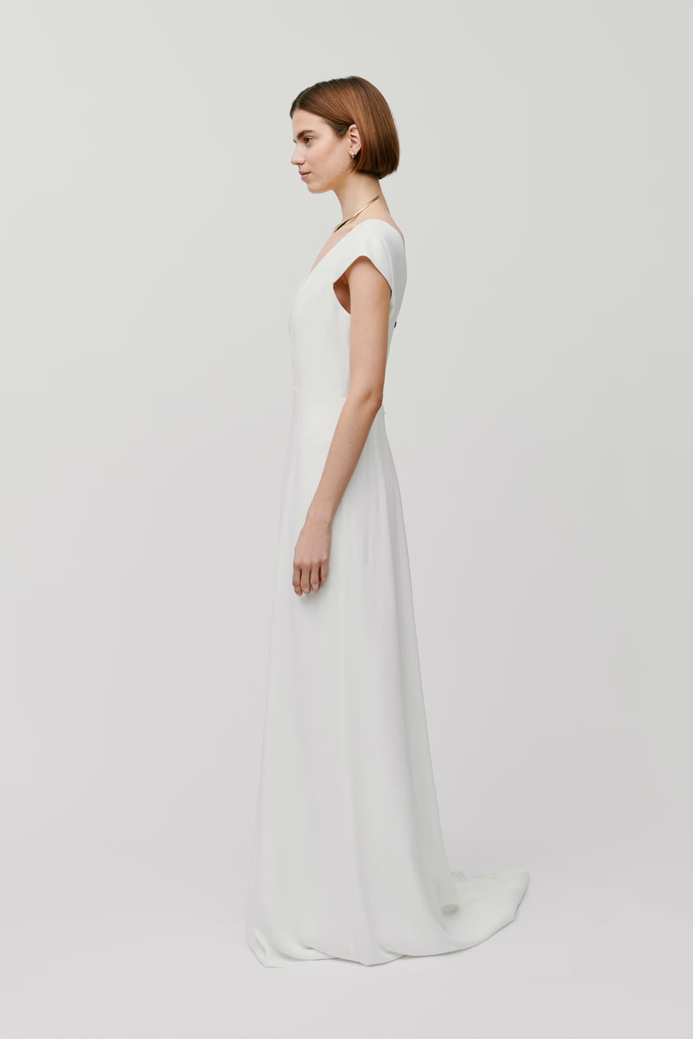 IODARIA Kjole LOOKBOOK FRONT 30600475-WH010