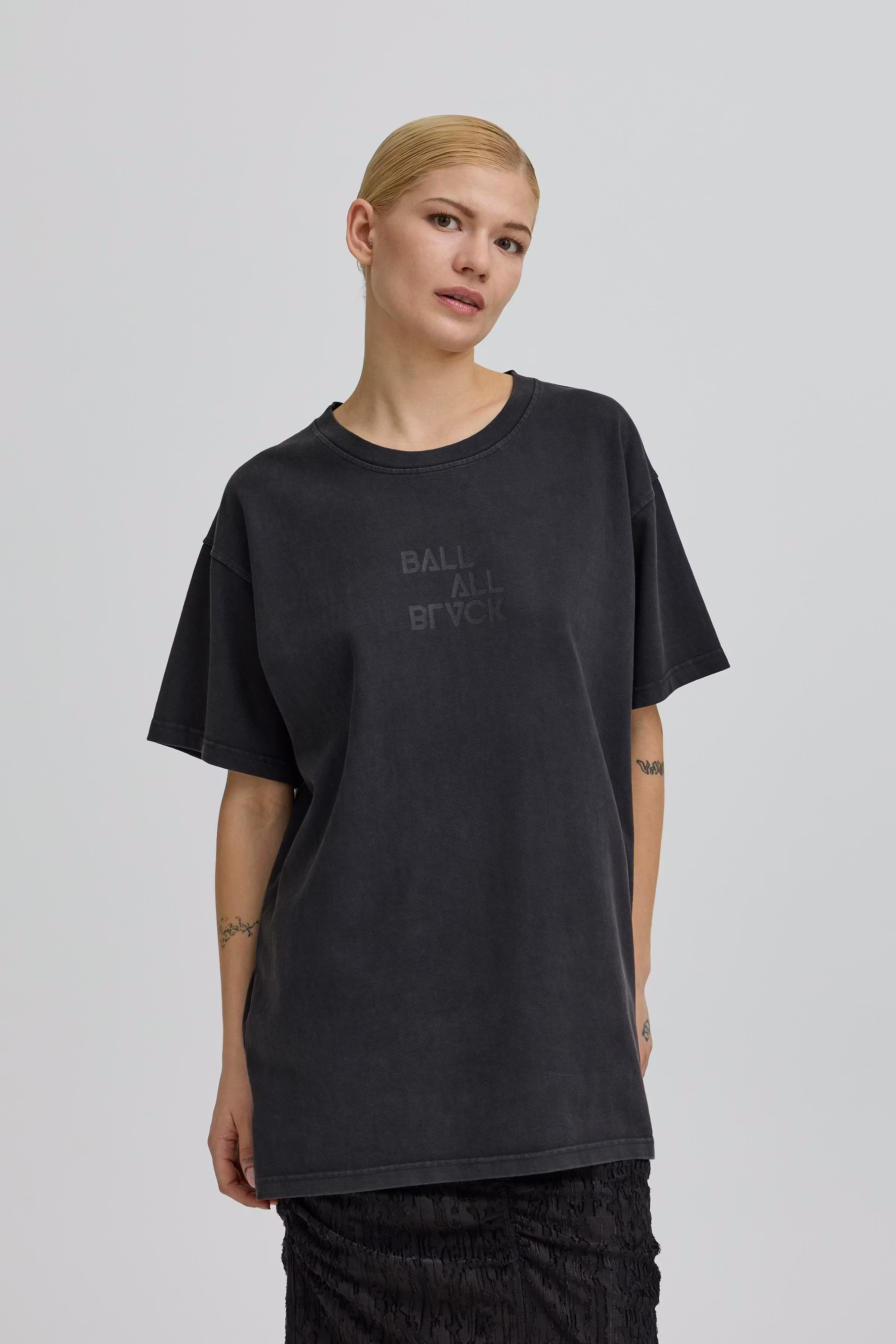 BASALVIRA T-shirt LOOKBOOK FRONT 50408152-193911