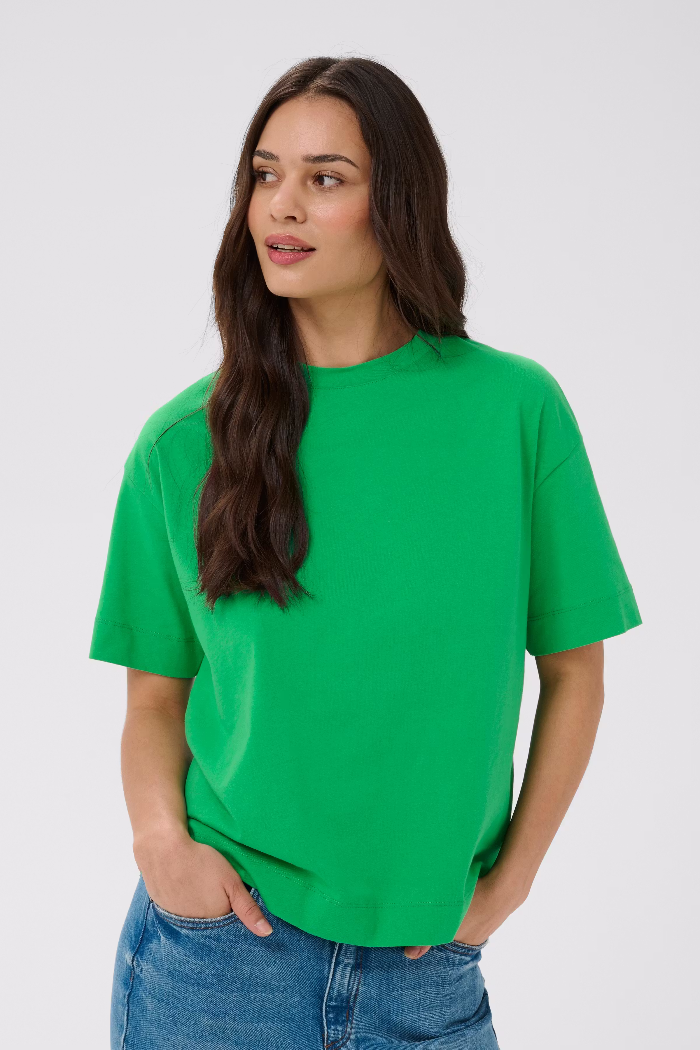 KAtomina T-shirt LOOKBOOK FRONT 10509743-155534