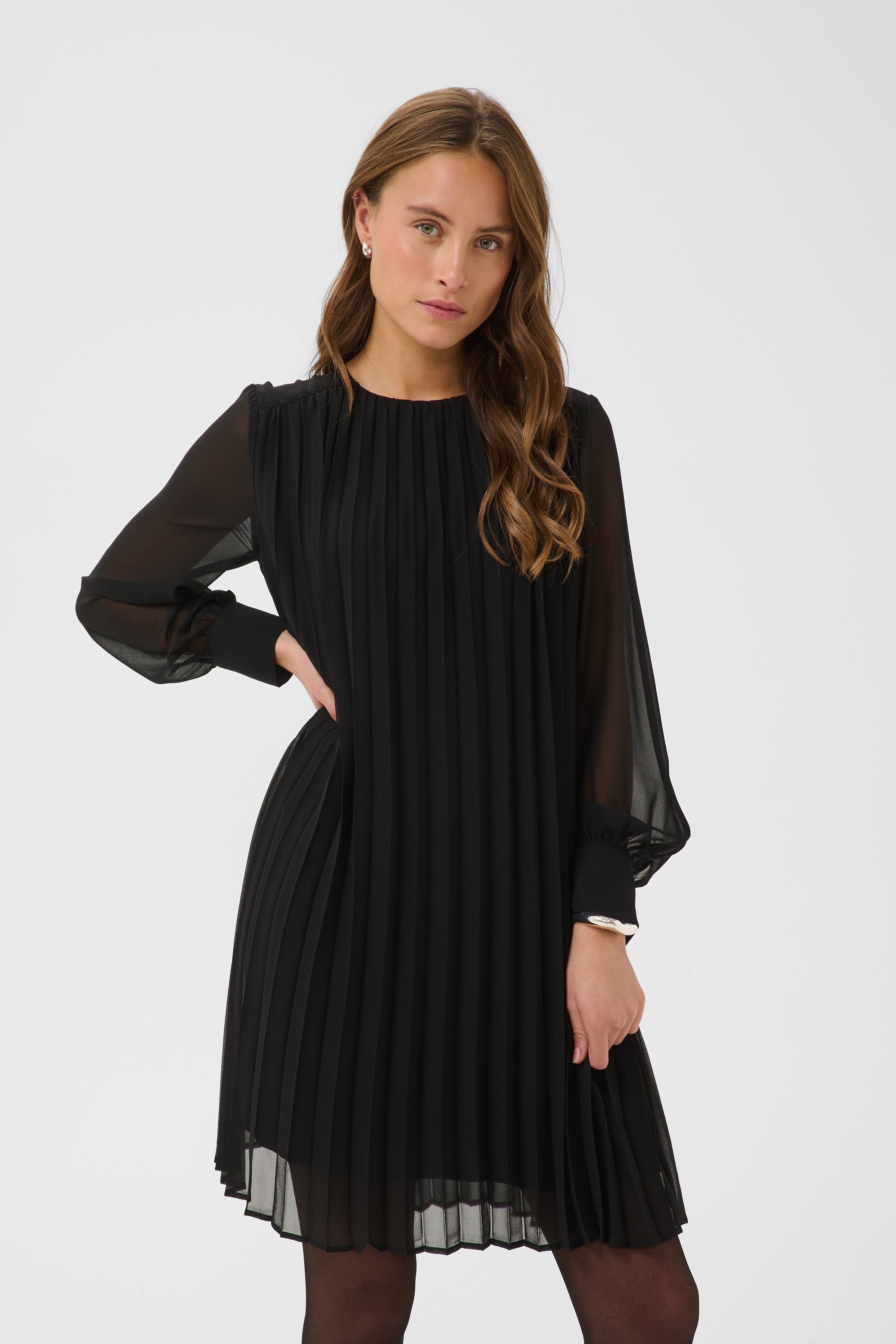 KAeloise Kjole LOOKBOOK FRONT 10512479-100121