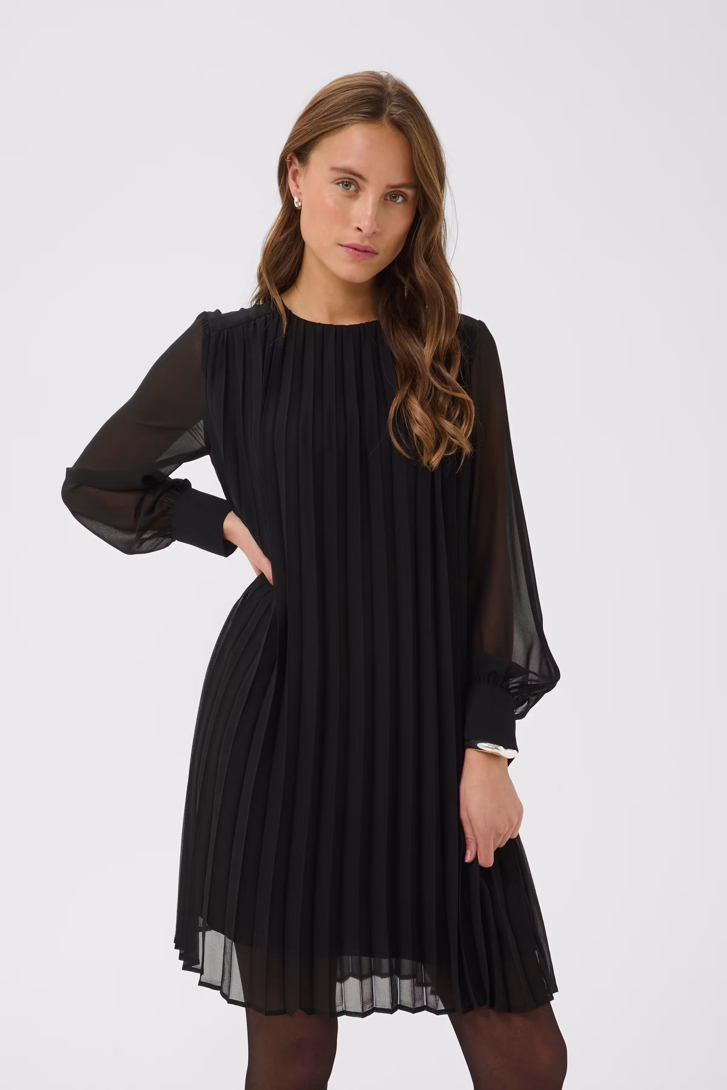 KAeloise Kleid LOOKBOOK FRONT 10512479-100121