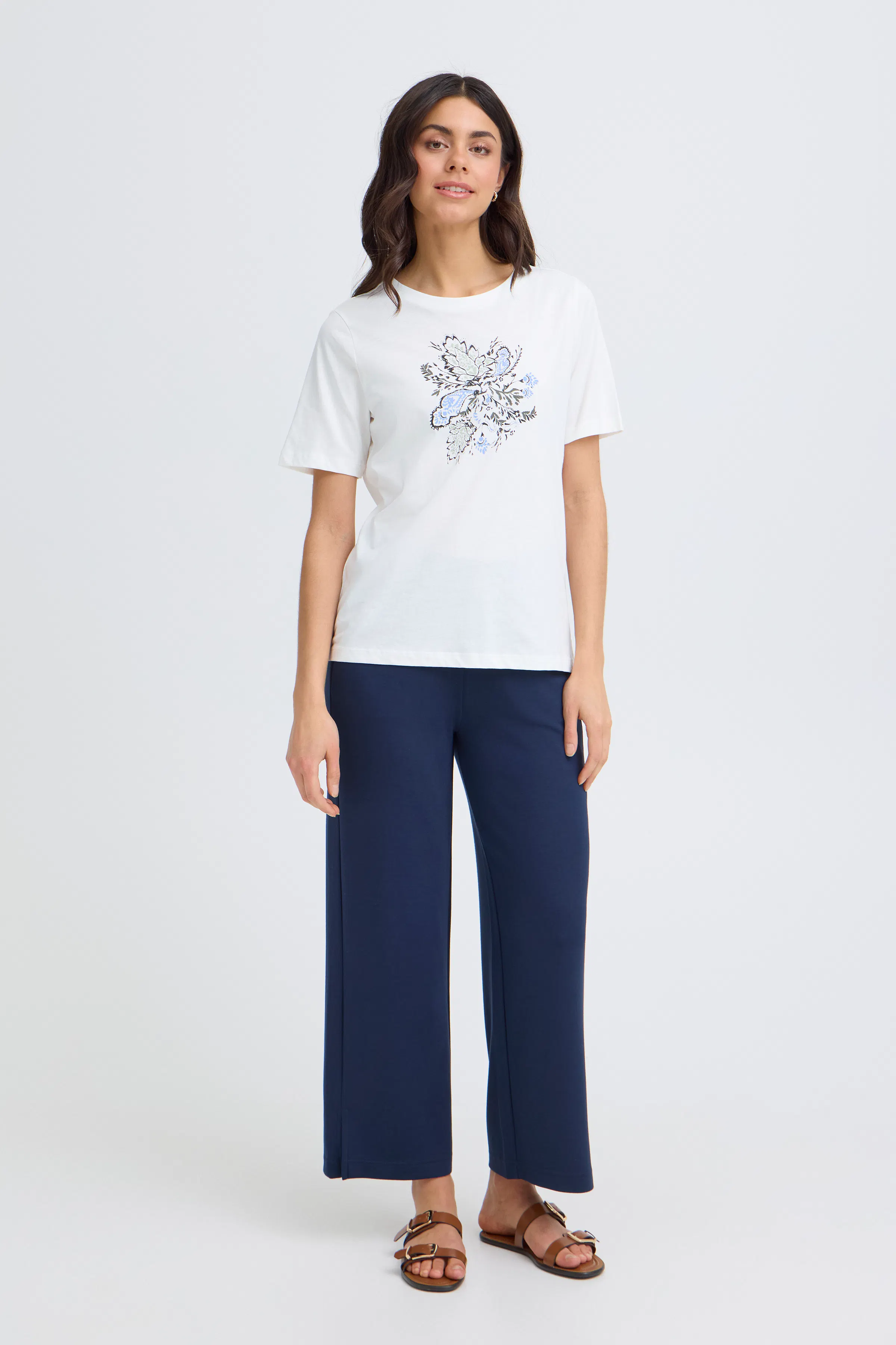 FRFELICIA T-shirt LOOKBOOK FRONT 20617656-900006200