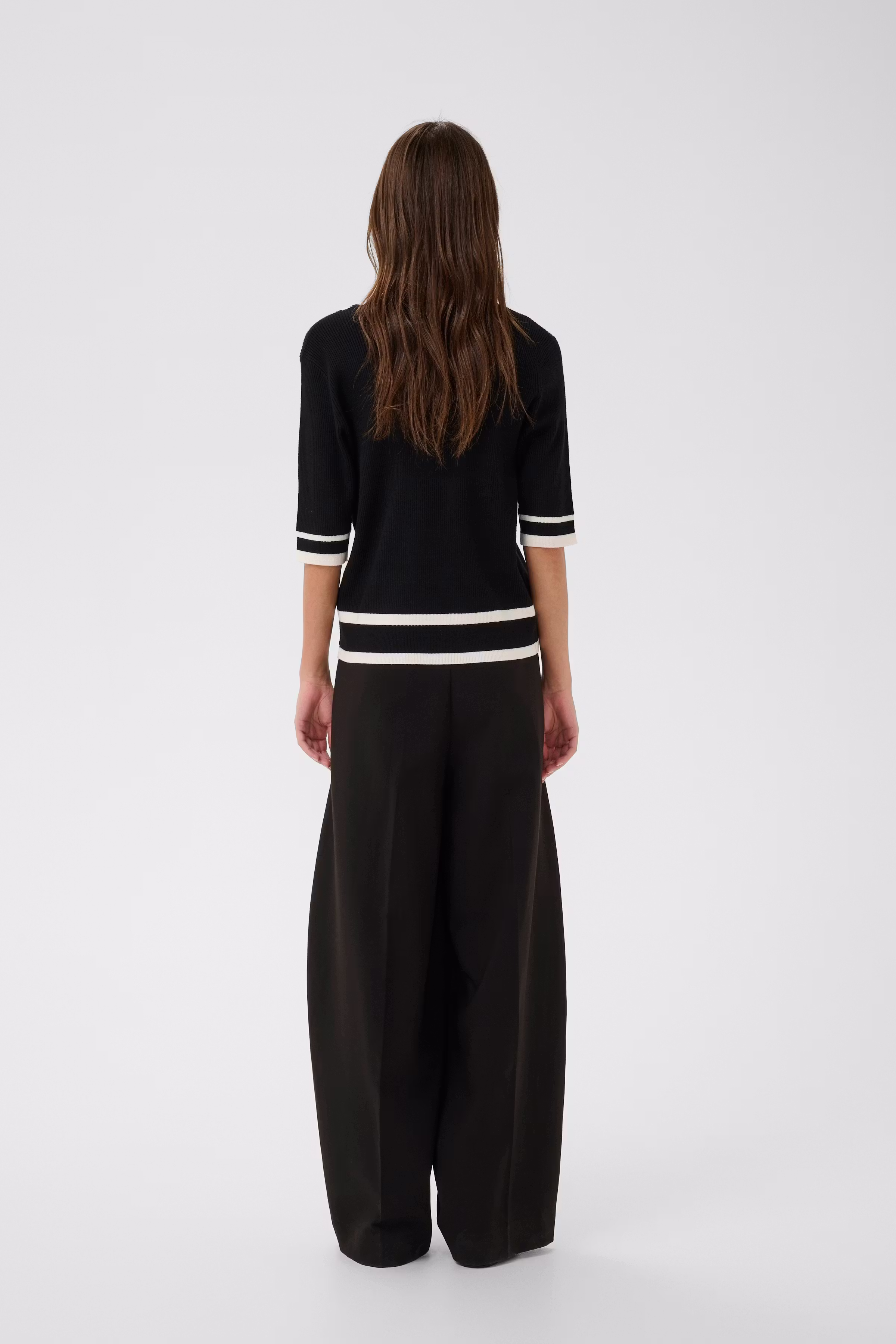 LeenahIW V-Neck Pullover LOOKBOOK BACK 30110675-303487