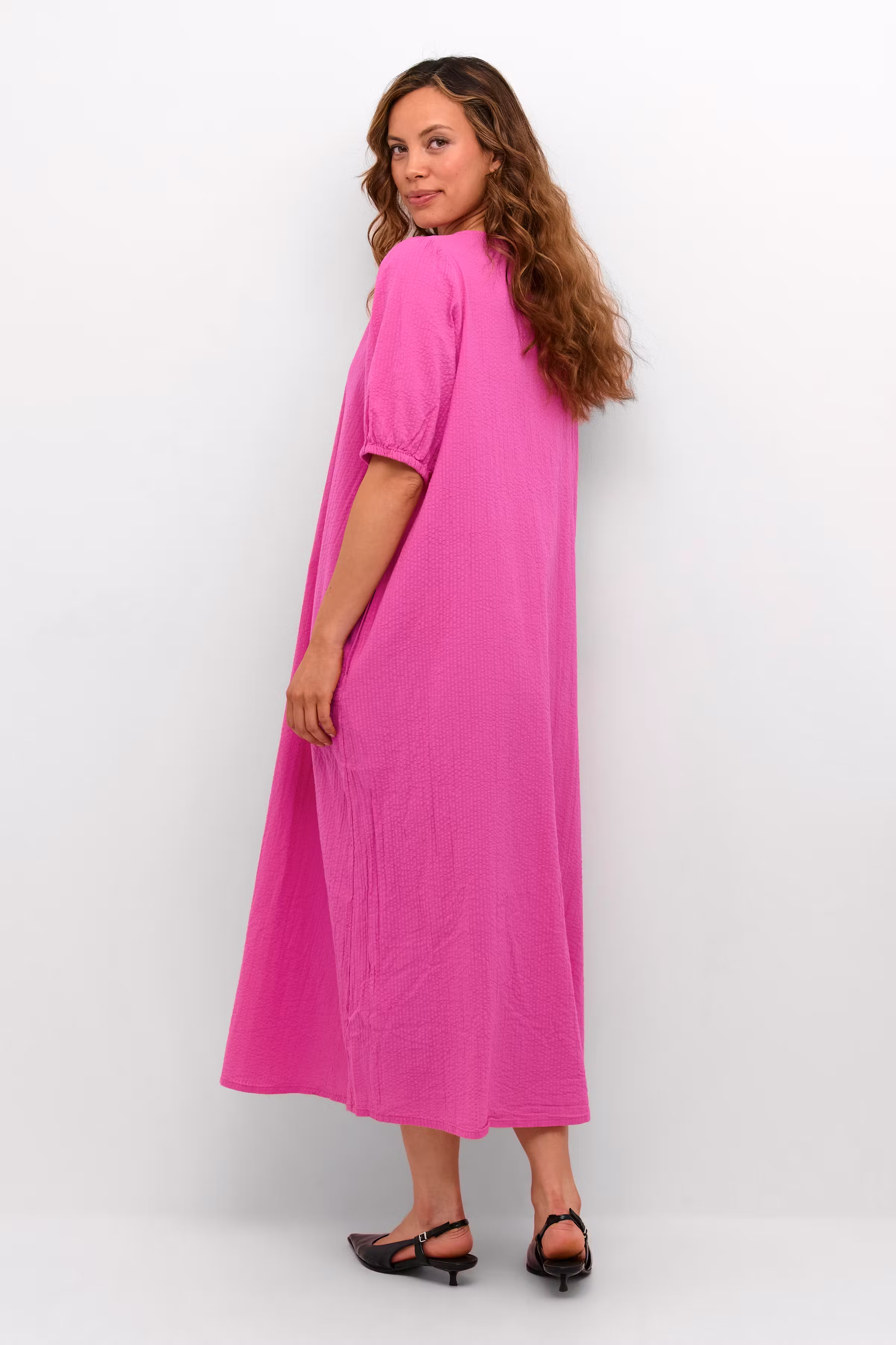 KAlinn Kjole LOOKBOOK BACK 10508637-172624