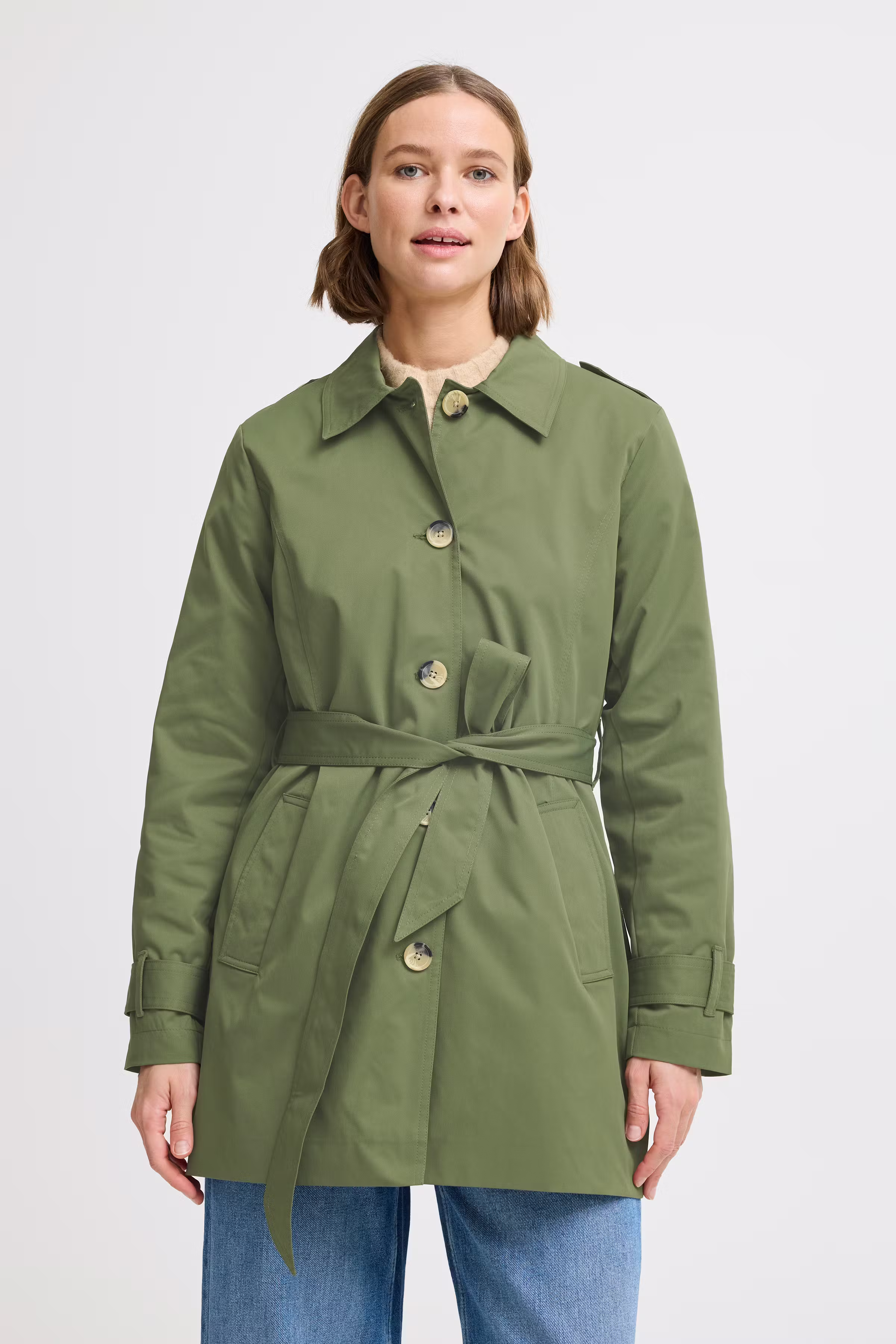 BYAMONA Kåpe LOOKBOOK FRONT 20814235-180420