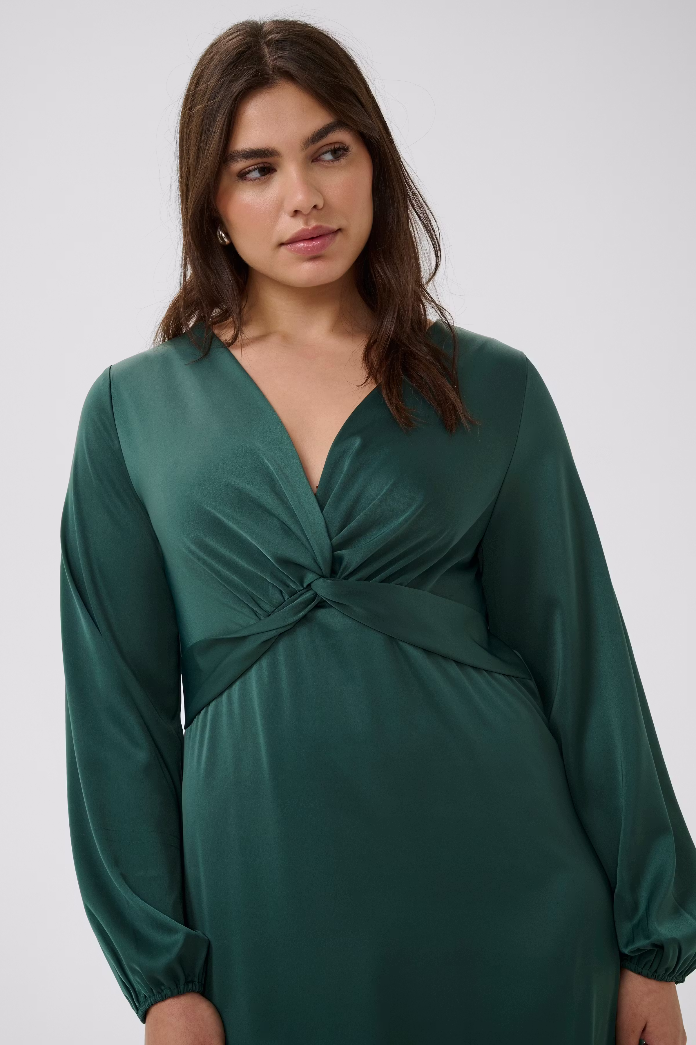 KCjamie Kleid LOOKBOOK DETAIL 10584343-109898