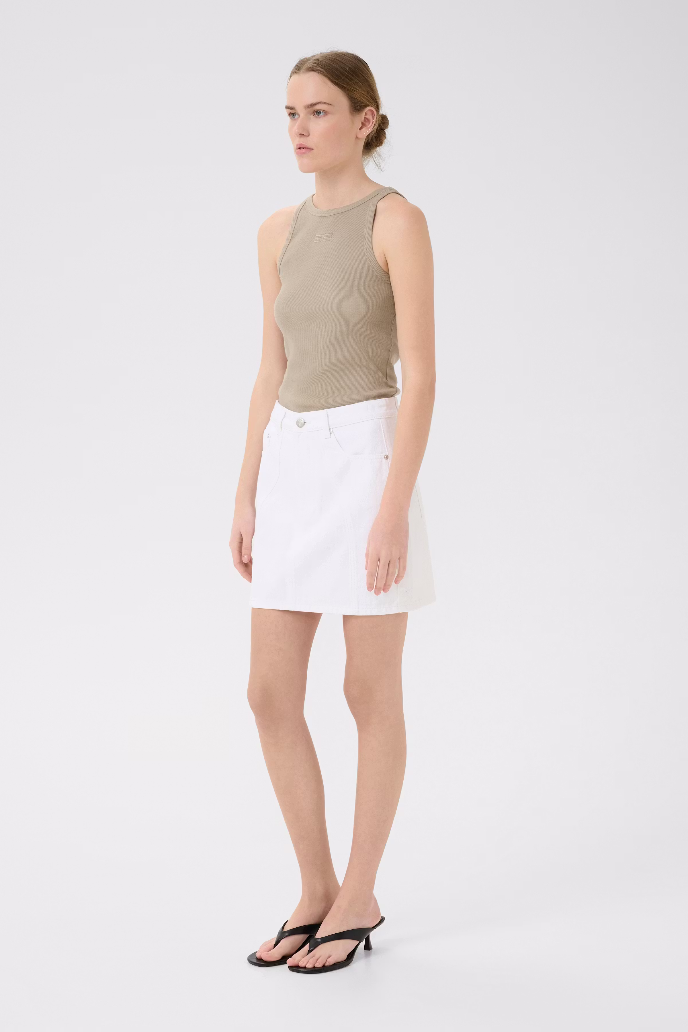 GZasher Skirt LOOKBOOK FRONT 10910524-110601