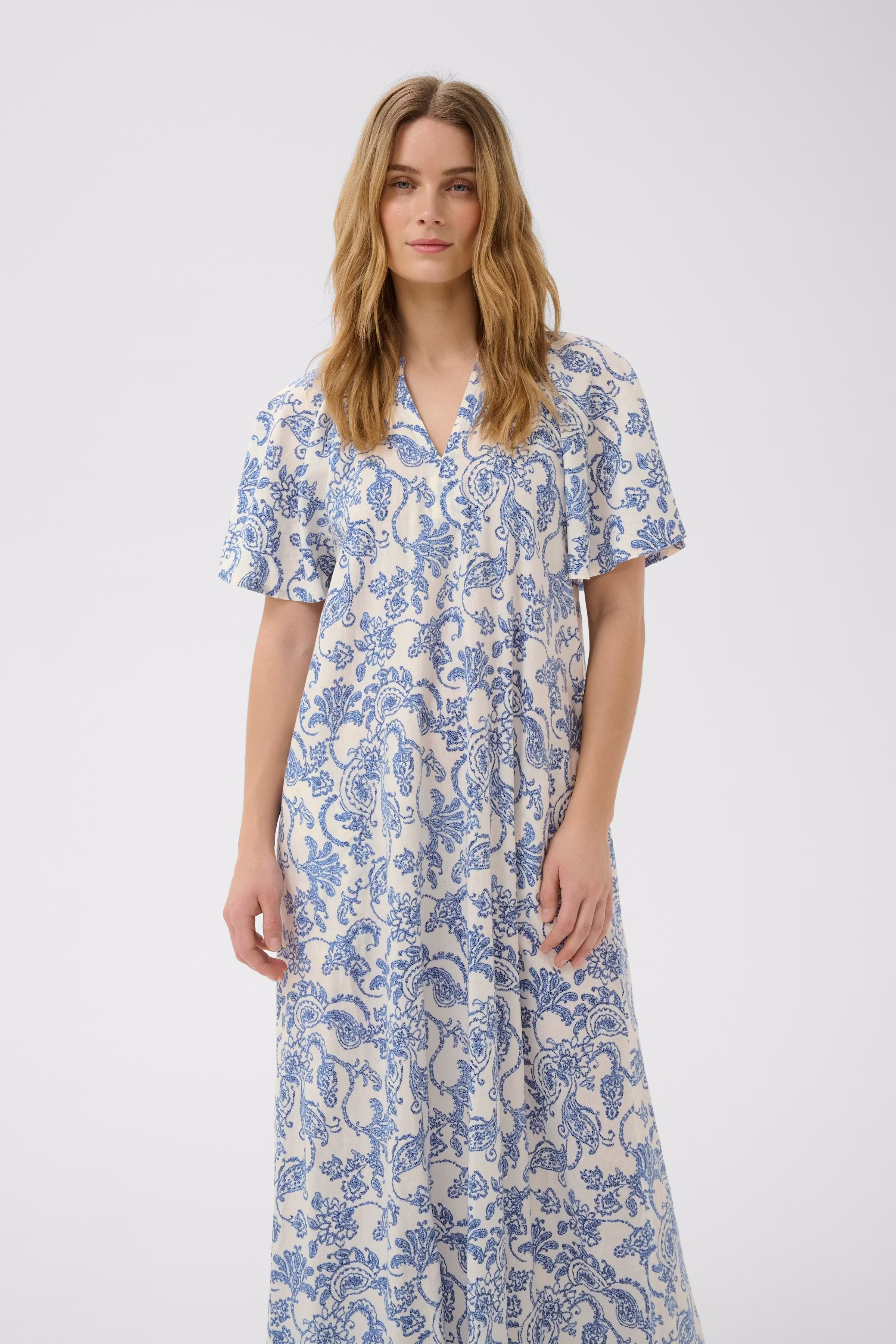 BentinePW Dress LOOKBOOK FRONT 30310533-304957